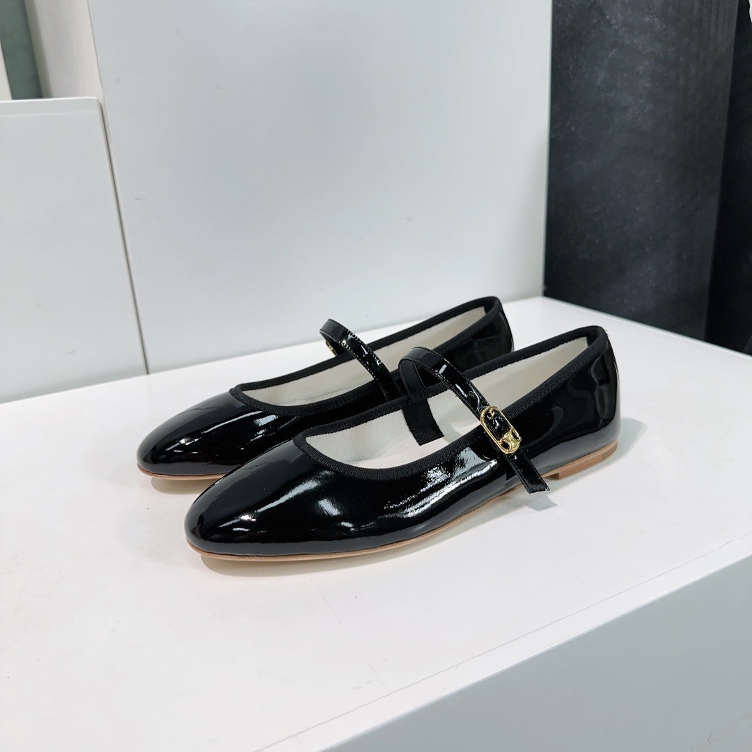 BALLET FLAT IN BLACK CALFSKIN - 35