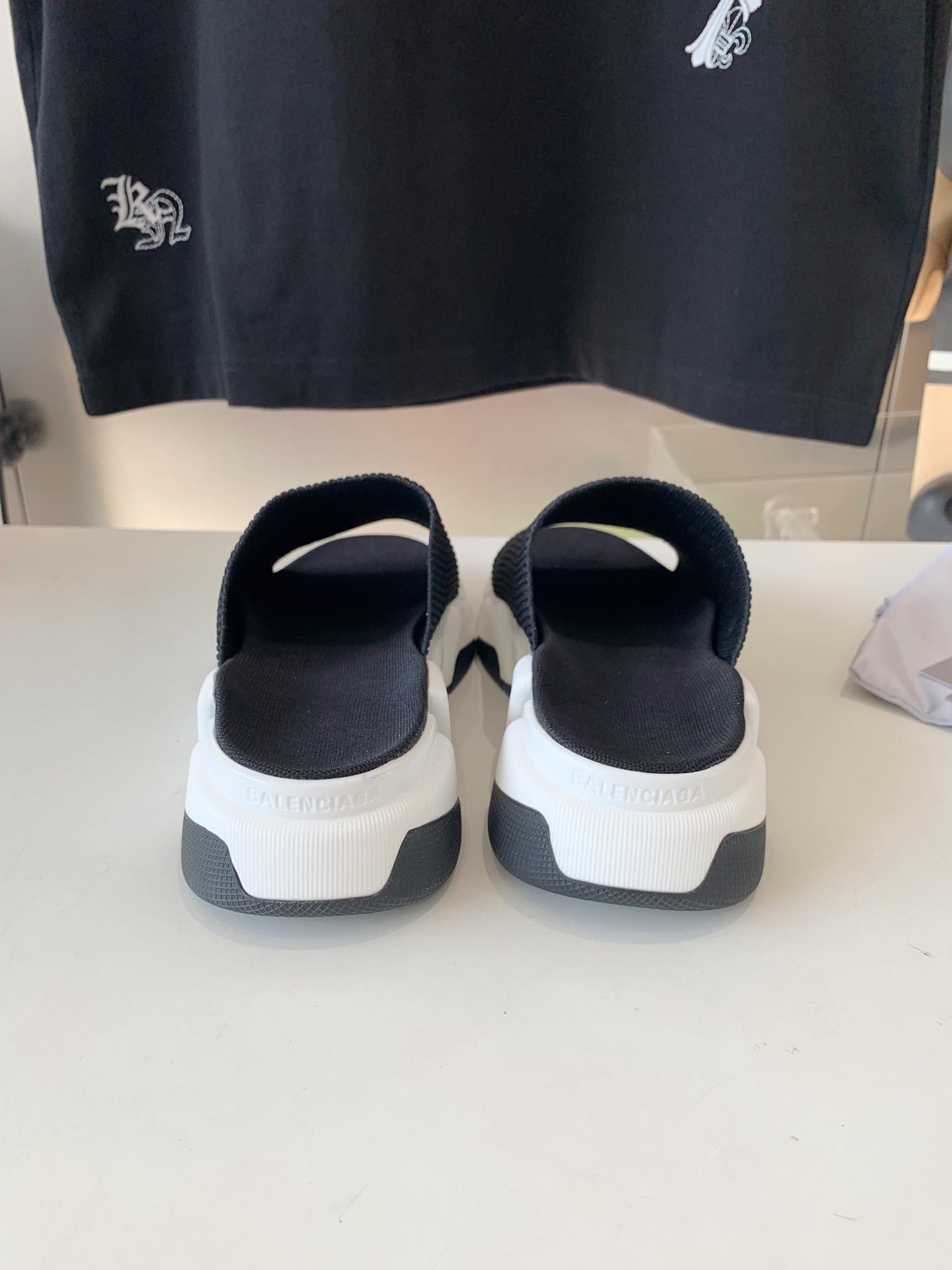 SPEED 2.0 SLIDE SANDAL IN BLACK RECYCLED KNIT AND WHITE SOLE - 35