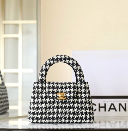 СУМКА CHANEL 25S KELLY 19 СМ ЧОРНО-БІЛИЙ ТВІД ІЗ ЗОЛОТОЮ ФУРНІТУРОЮ