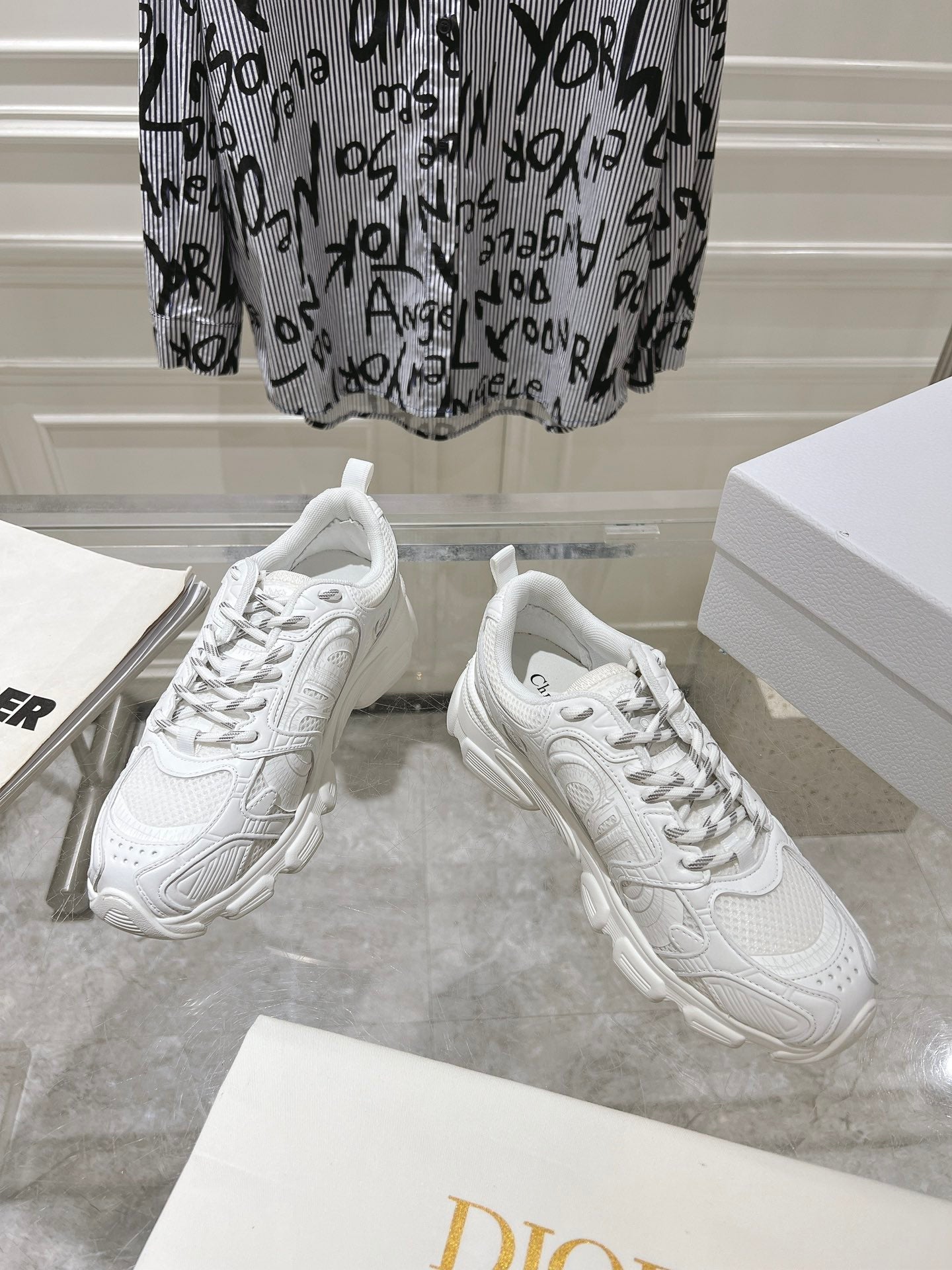 DIOR 25S CHRONO SNEAKER 45MM IN MESH WITH WHITE CALFSKIN - 35