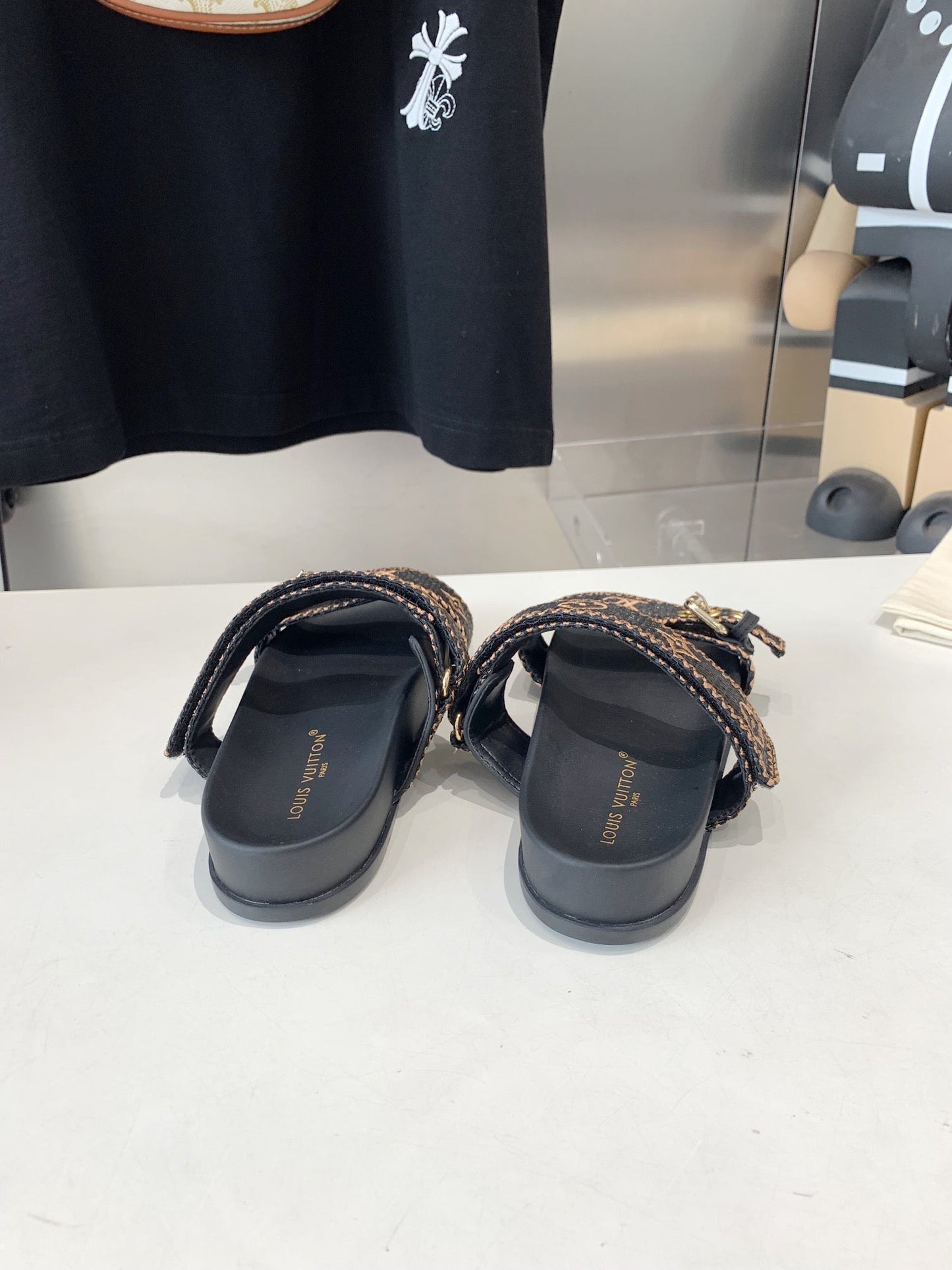 LV WOMEN SUNSET DAD SANDAL IN BLACK MONOGRAM FABRIC MULE - 35