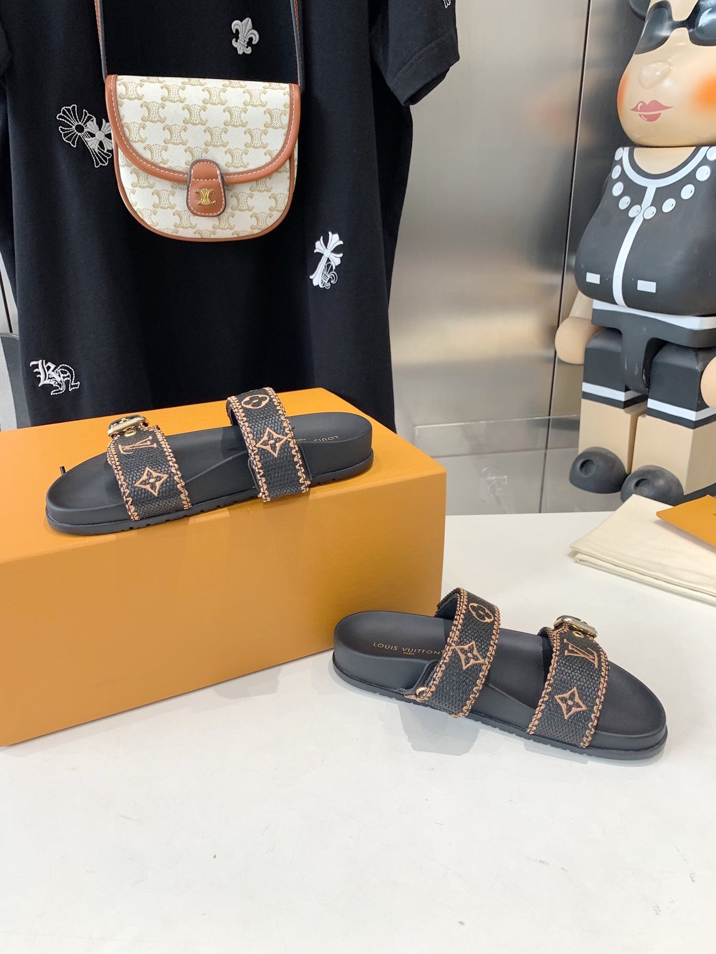 LV WOMEN SUNSET DAD SANDAL IN BLACK MONOGRAM FABRIC MULE - 35