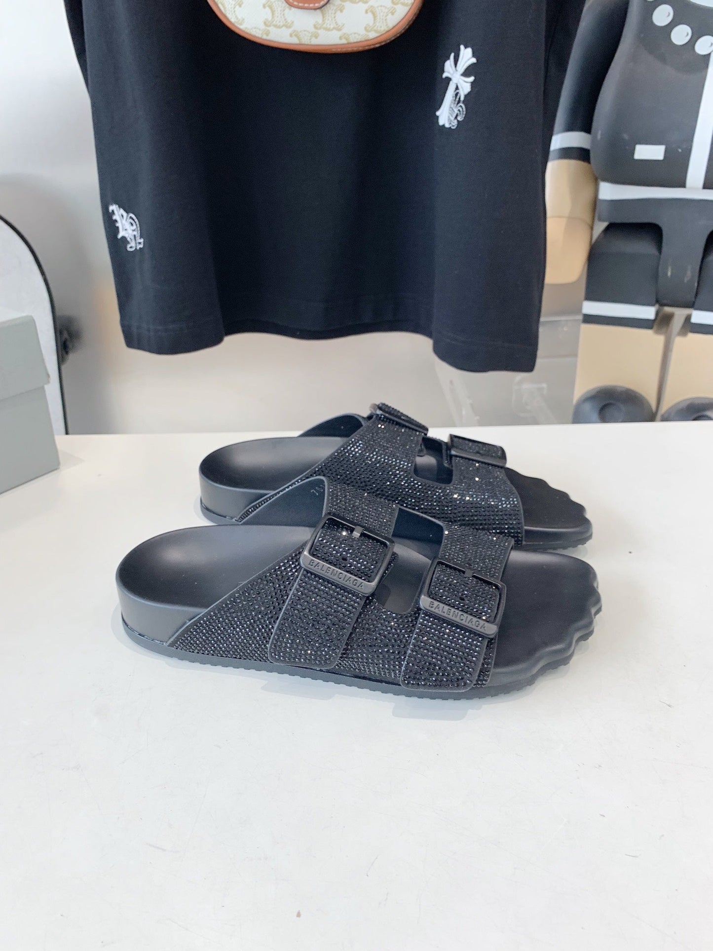 BIRKENSTOCK SLIPPERS ATTACHED RHINESTONES IN BLACK CALFSKIN - 36