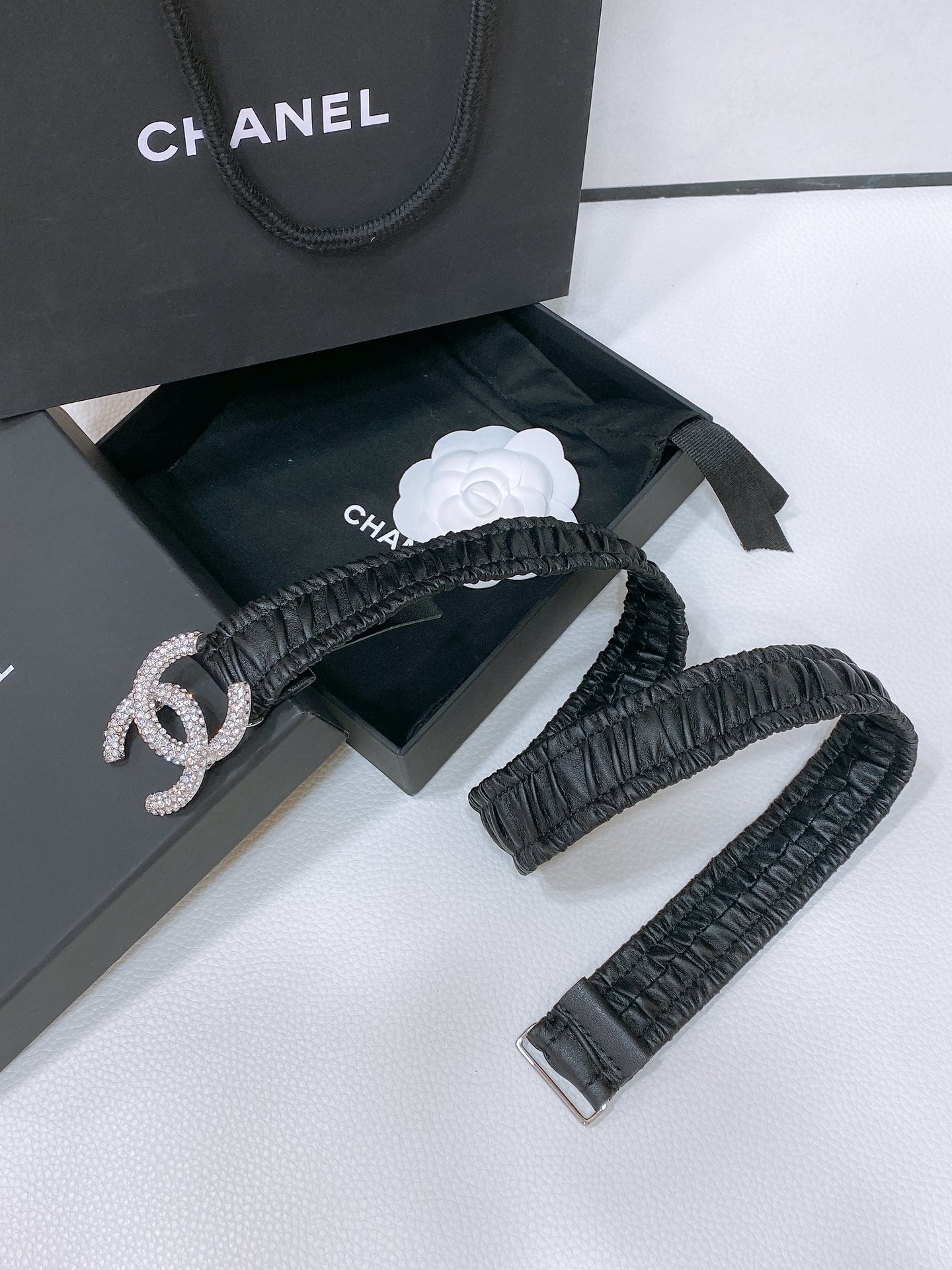 CC ELASTIC BELT 30MM IN BLACK CALFSKIN SILVER HARDWARE WITH RHINSTONES - 30