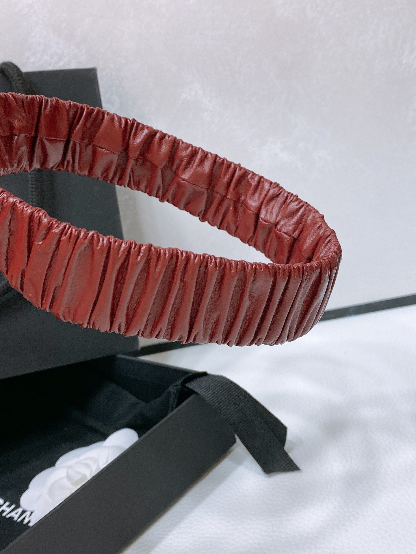 CC ELASTIC BELT 30MM IN WINE RED CALFSKIN GOLD HARDWARE WITH RHINSTONES - 30