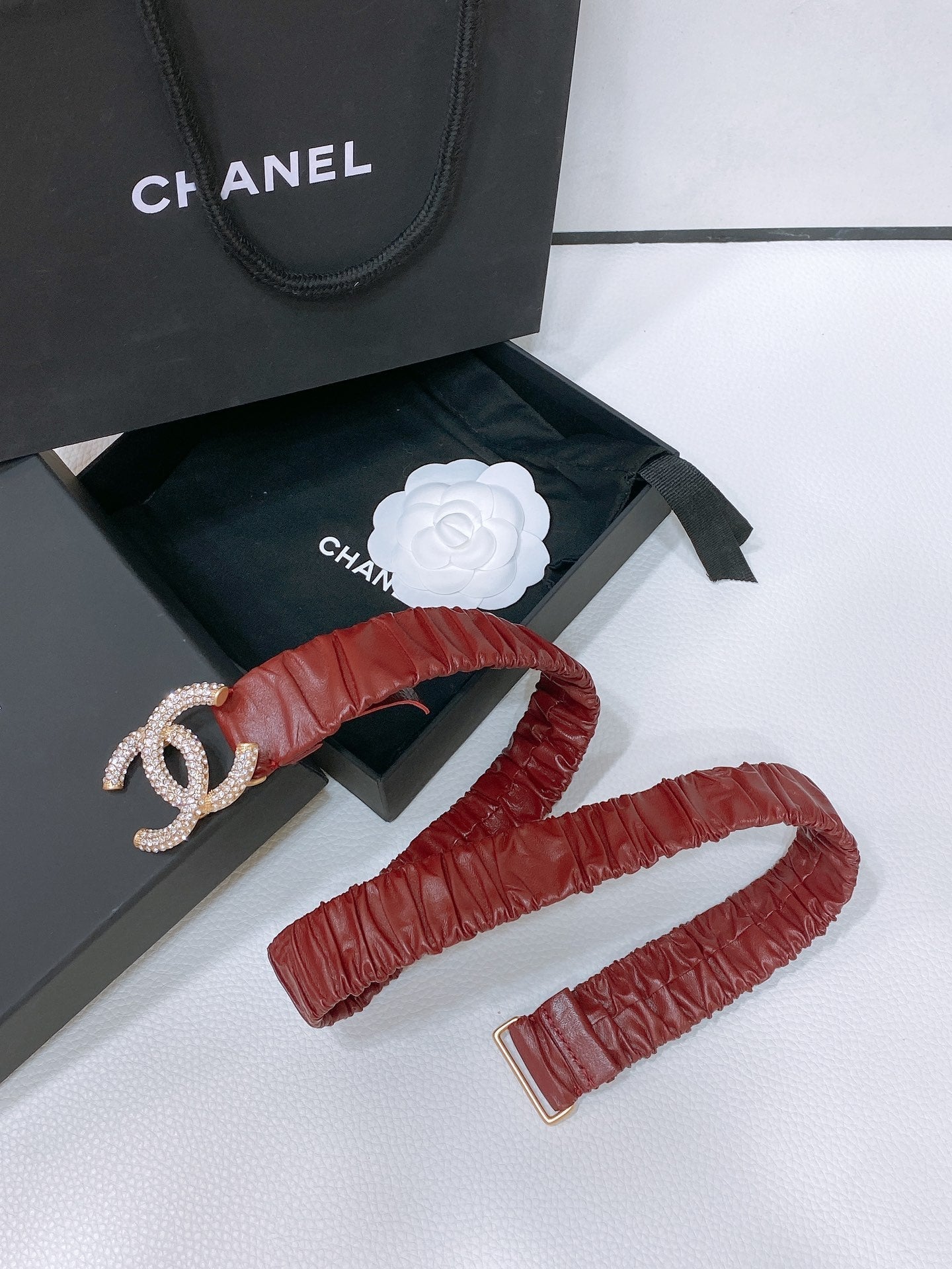 CC ELASTIC BELT 30MM IN WINE RED CALFSKIN GOLD HARDWARE WITH RHINSTONES - 30