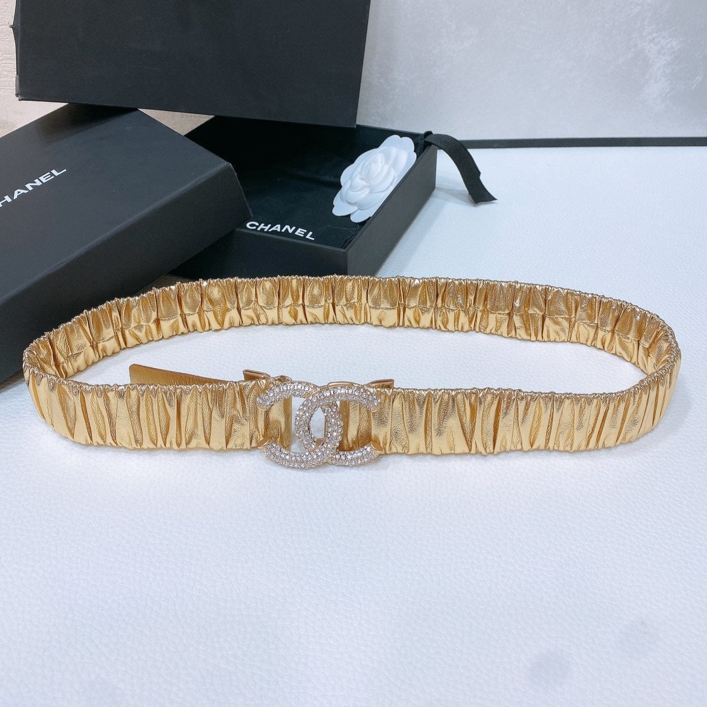 CC ELASTIC BELT 30MM IN GOLD CALFSKIN GOLD HARDWARE WITH RHINSTONES - 30