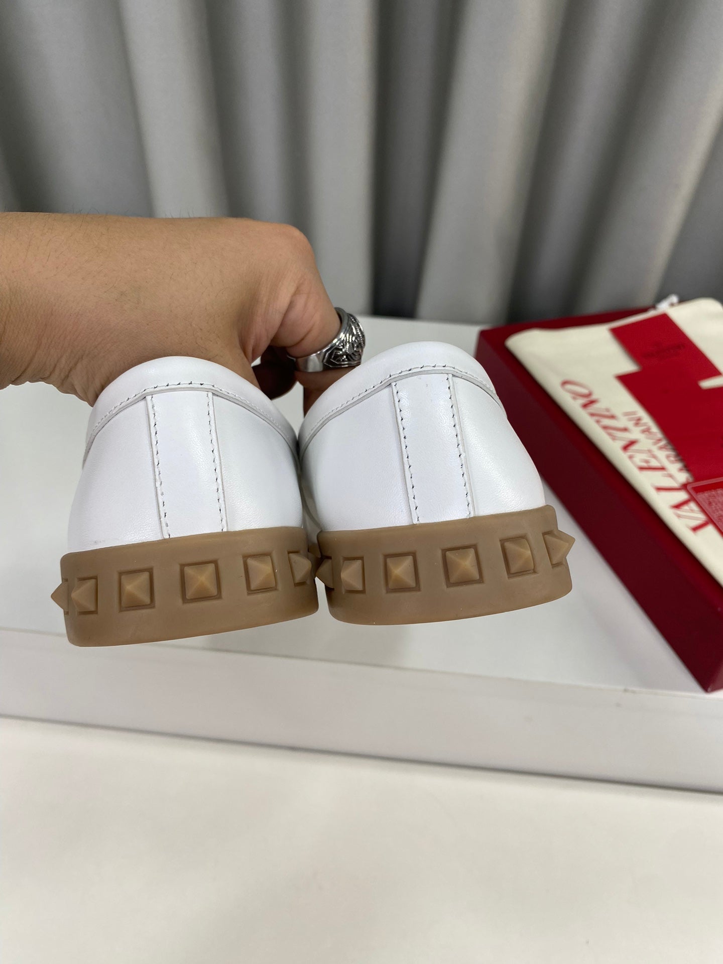 LEISURE FLOWS SPLIT LOAFER IN WHITE CALFSKIN - 35