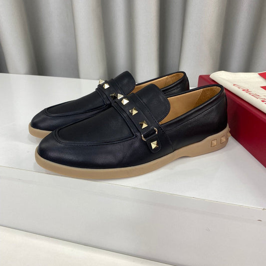 LEISURE FLOWS SPLIT LOAFER IN BLACK CALFSKIN - 35