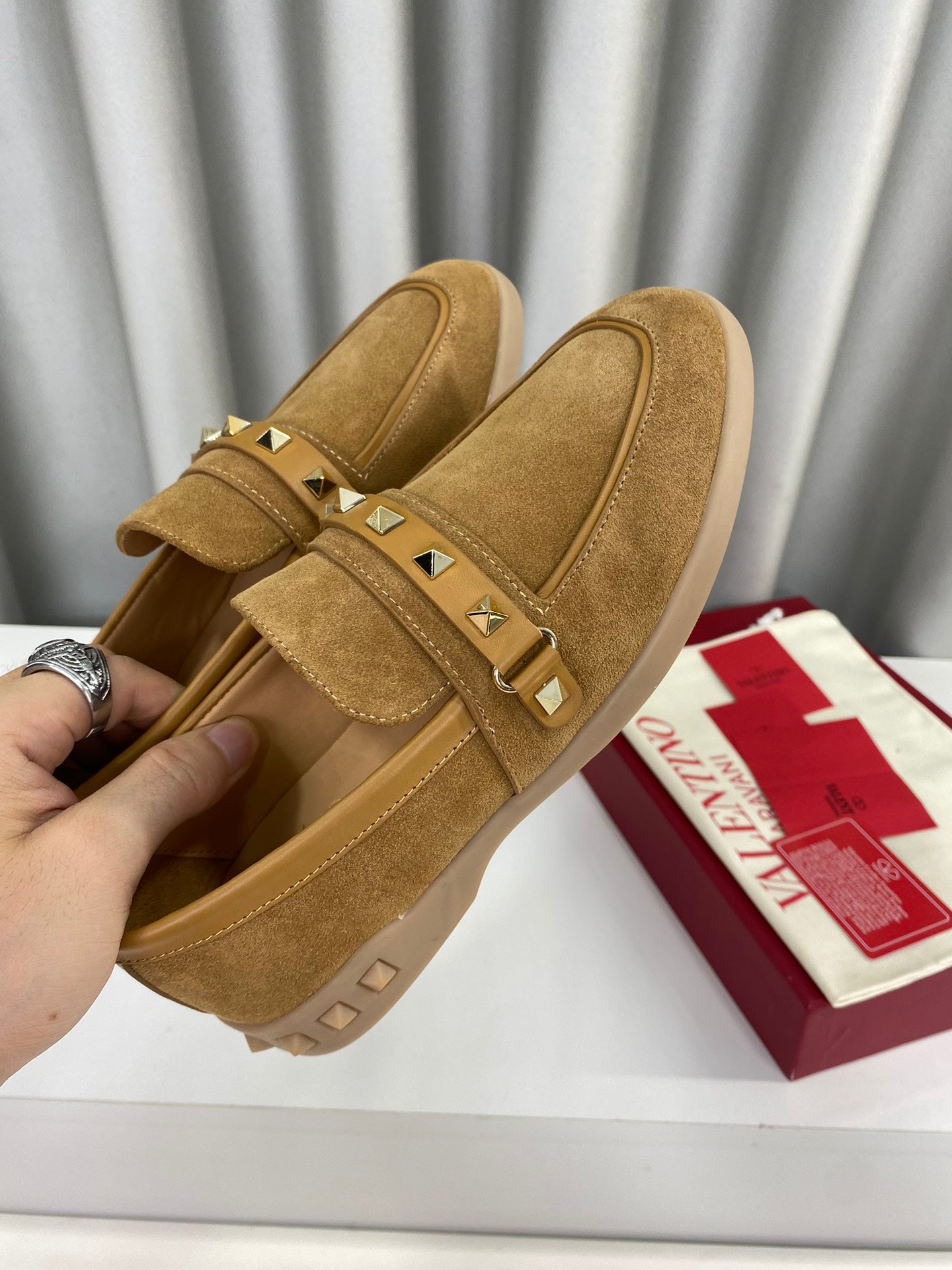 LEISURE FLOWS SPLIT LOAFER IN PEANUT BROWN SUEDE - 35