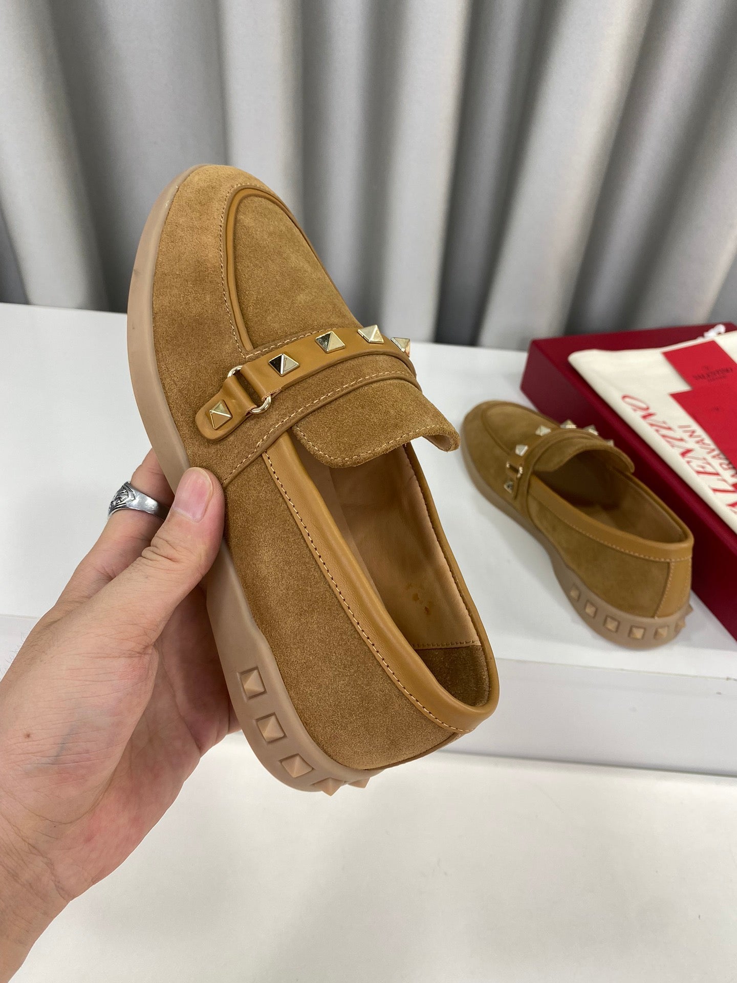 LEISURE FLOWS SPLIT LOAFER IN PEANUT BROWN SUEDE - 35