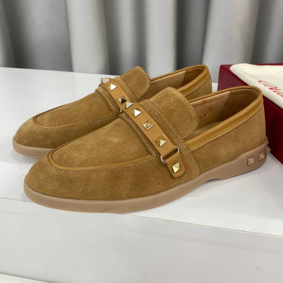 LEISURE FLOWS SPLIT LOAFER IN PEANUT BROWN SUEDE - 35