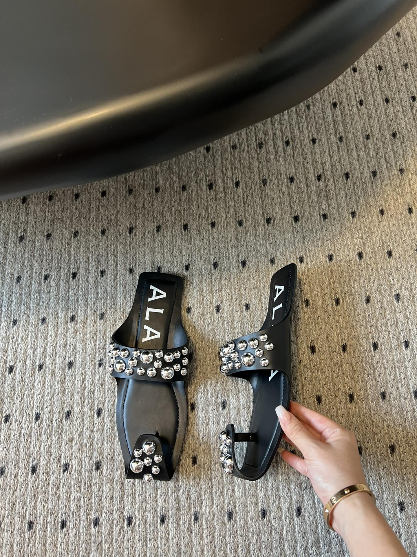 ALAIA FOLDED FLAT MULES WITH SPHERES ON BLACK CALFSKIN - 35