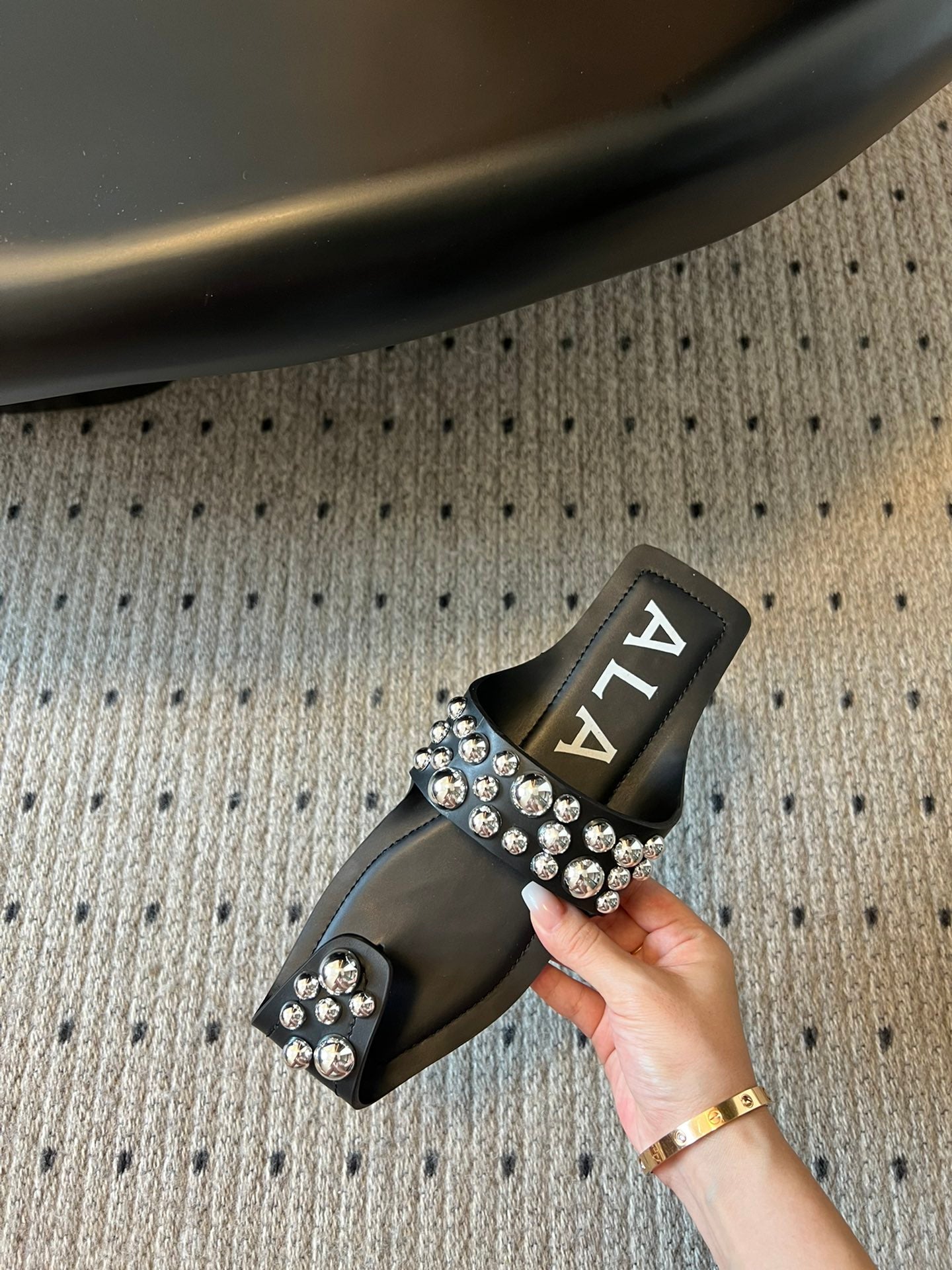 ALAIA FOLDED FLAT MULES WITH SPHERES ON BLACK CALFSKIN - 35