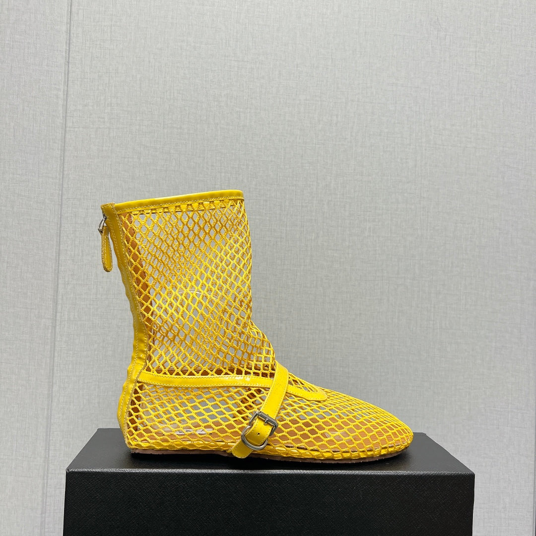 ALAIA SHORT BOOTS IN LEMON YELLOW MESH FISHNET - 35
