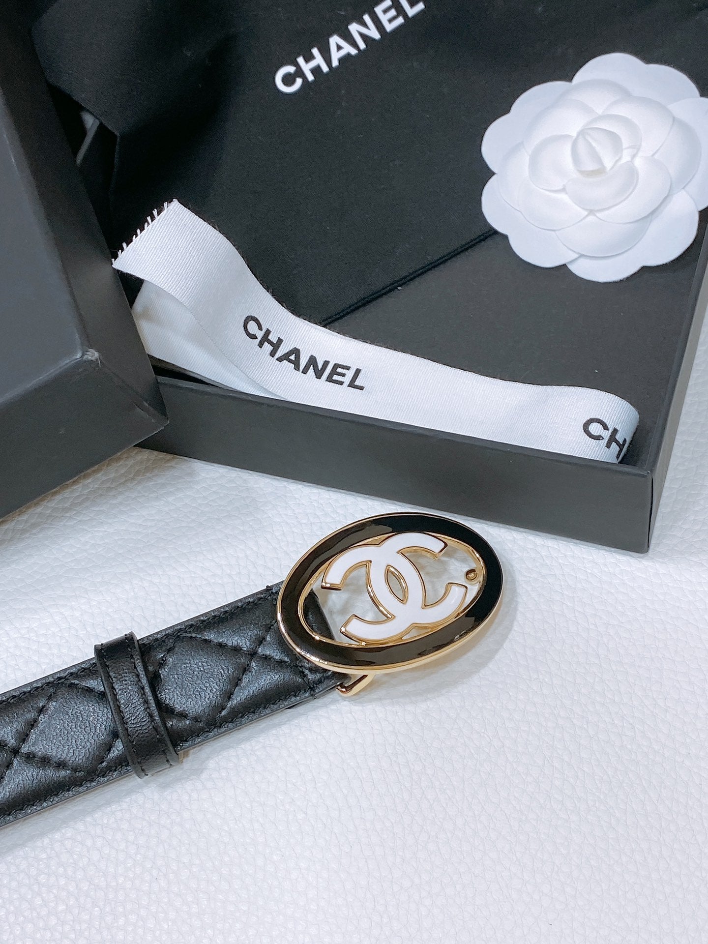 CC 30MM BELT IN BLACK EMBROIDERED CALFSKIN WHITE MIX BLACK METAL LOGO GOLD HARDWARE - 30