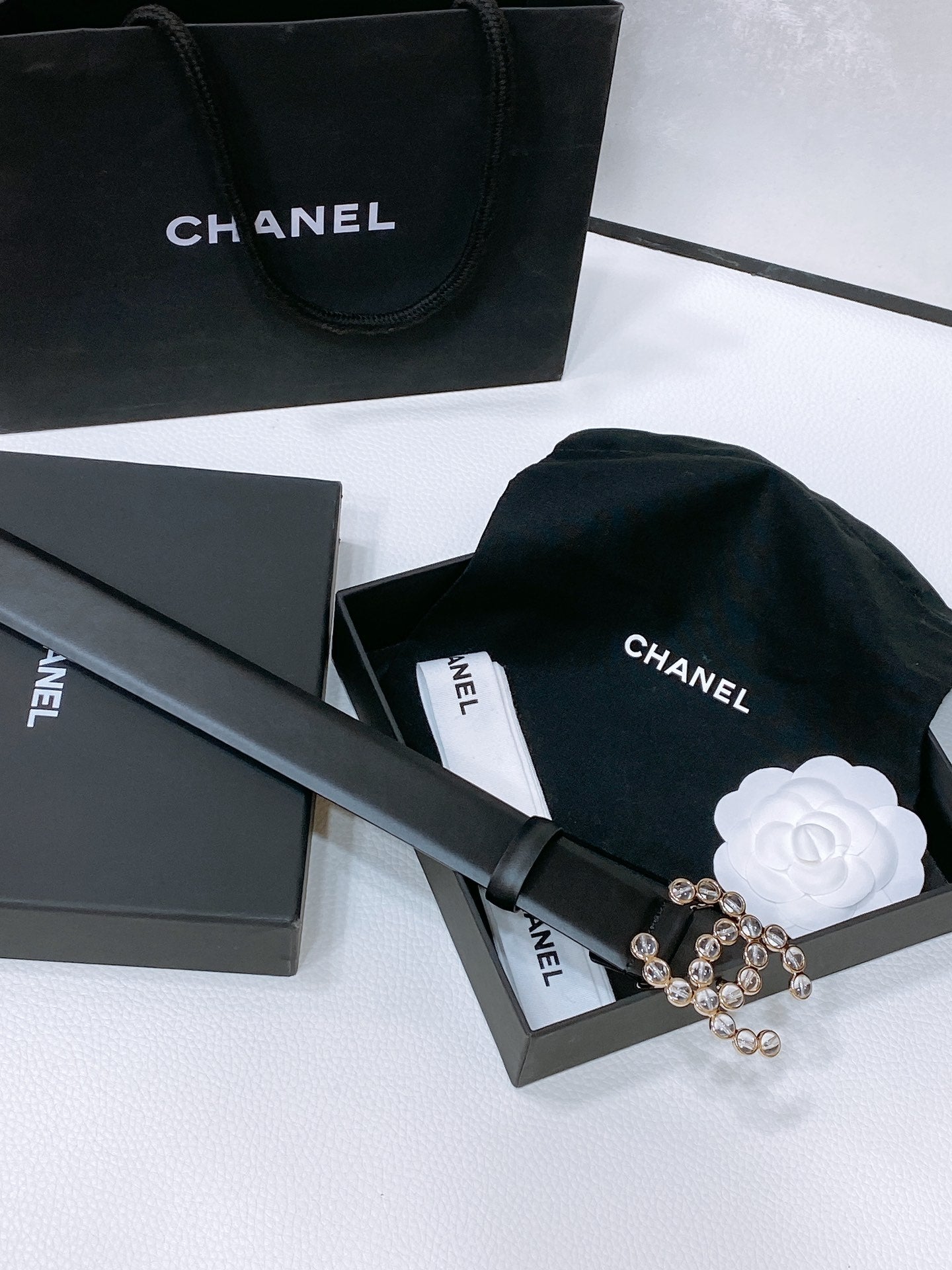 CC BELT 30 MM IN BLACK CALFSKIN PEARL LOGO - 30