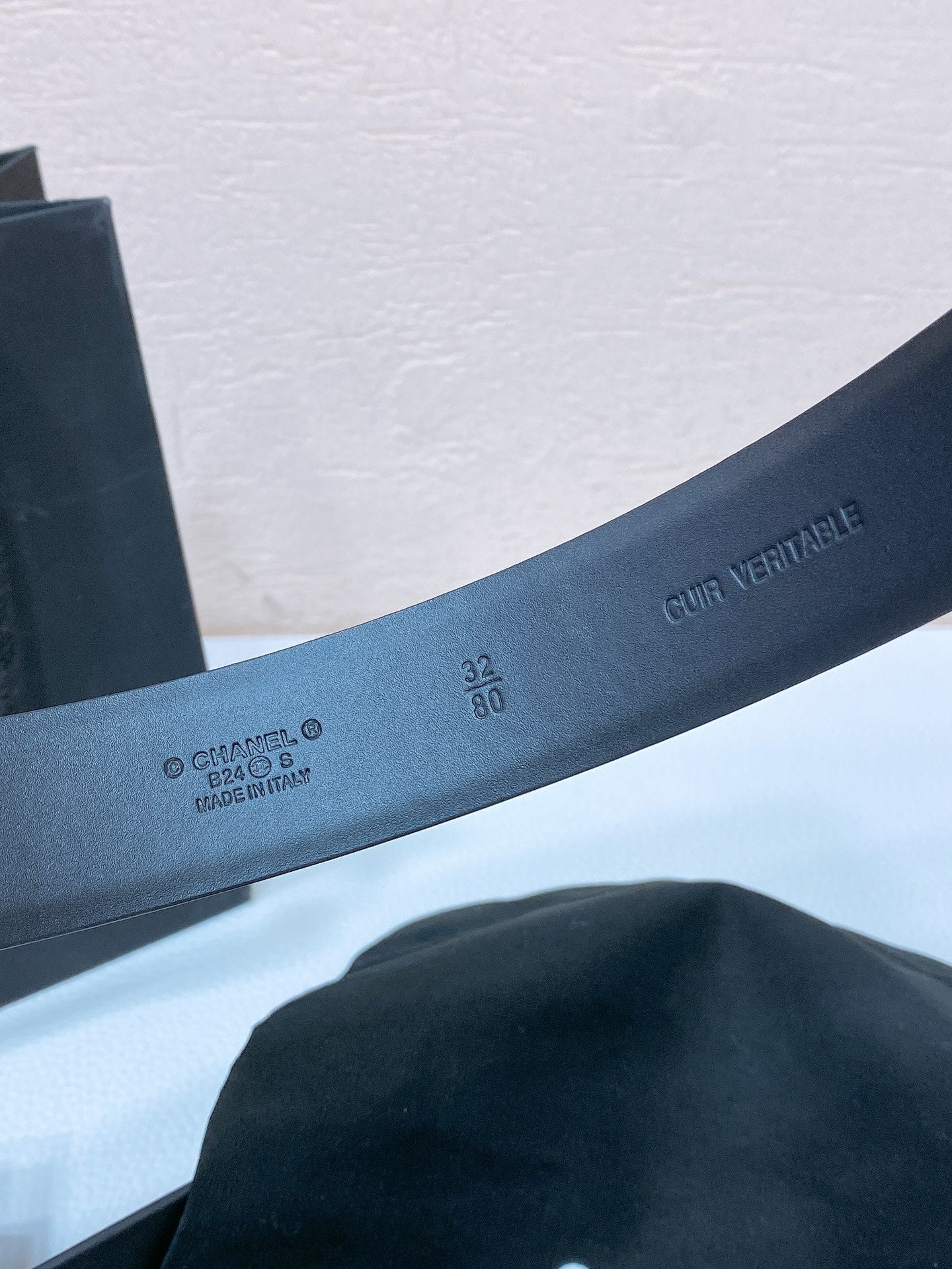 CC BELT 30 MM IN BLACK CALFSKIN PEARL LOGO - 30