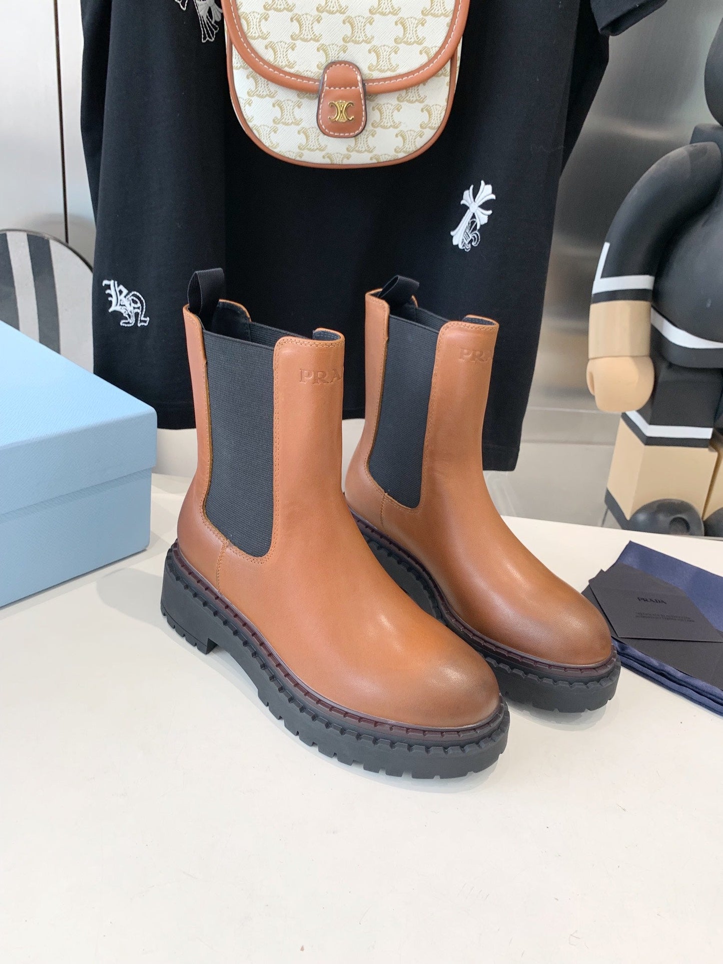 ANKLE BOOTS IN CINNAMON BROWN CALFSKIN - 35