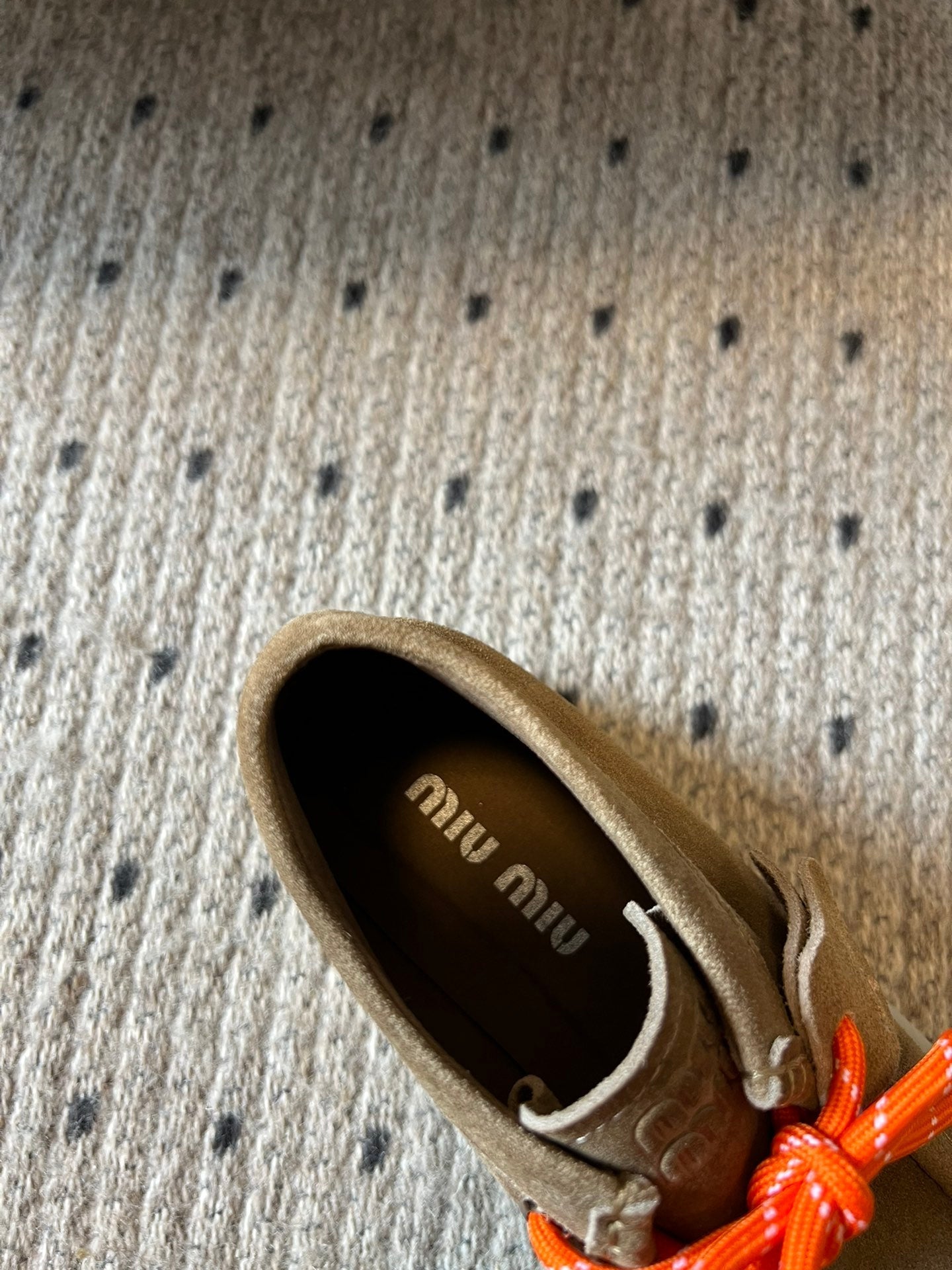 ЧЕРЕВИКИ ЧУККА MIUMIU 26S З КОРИЧНЕВОЇ ЗАМШІ