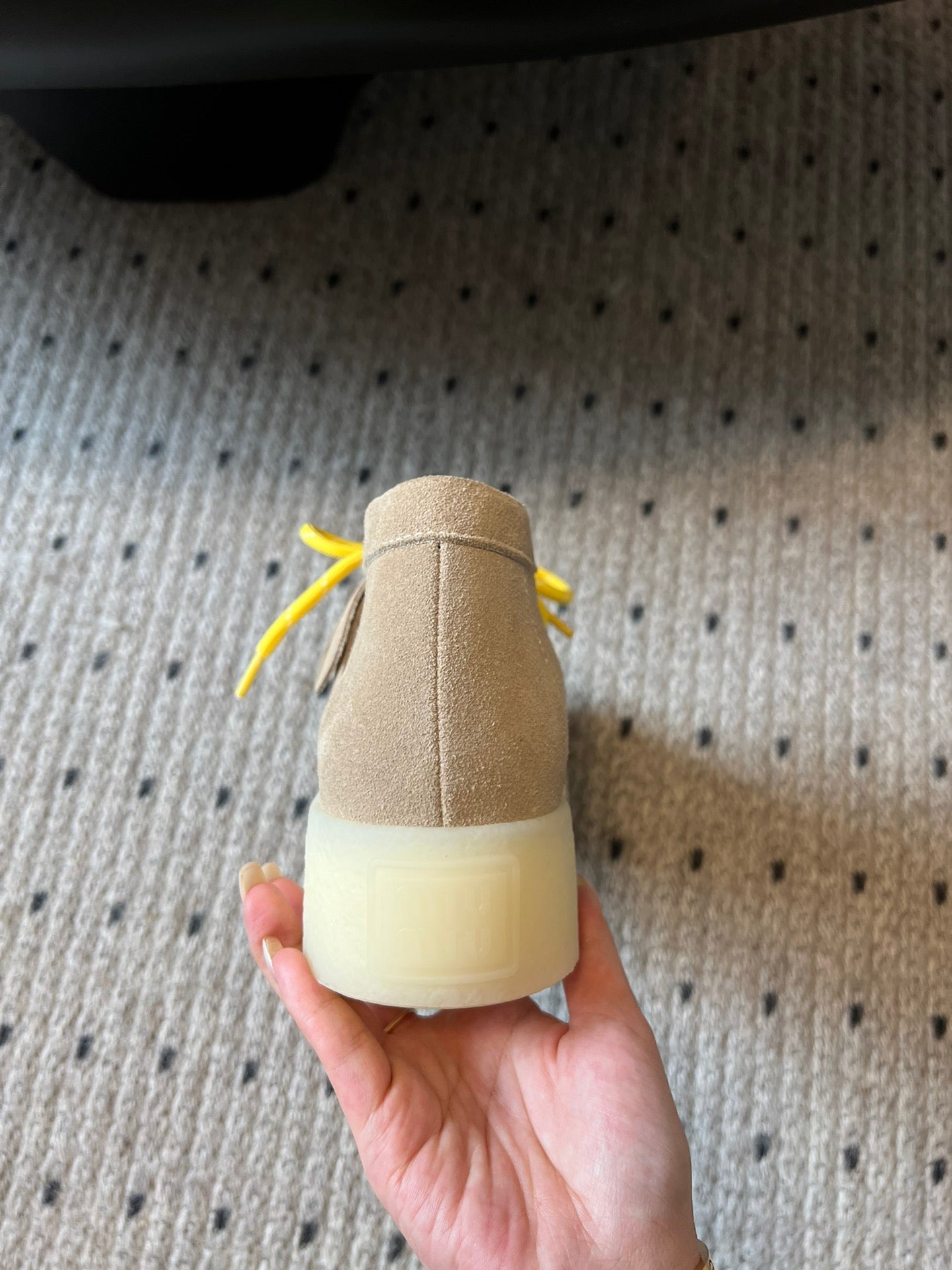 Черевики MIUMIU 26S CHUKKA зі світло-коричневої замші