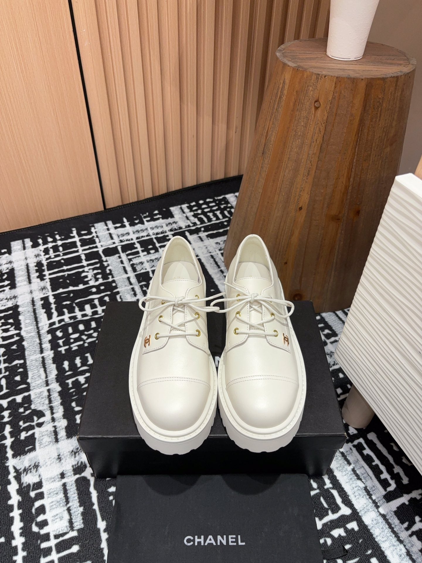 CC OXFORD SHOES IN WHITE CALFSKIN - 35