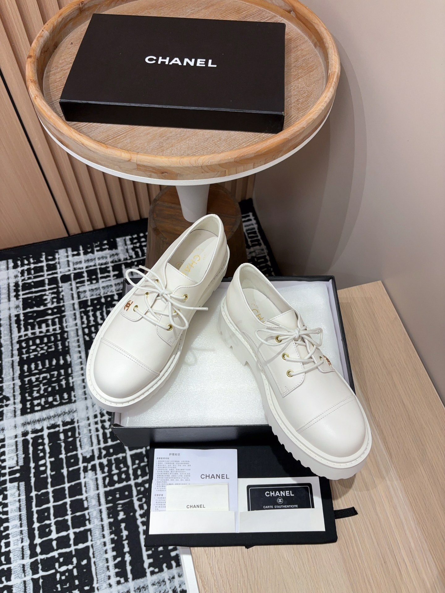 CC OXFORD SHOES IN WHITE CALFSKIN - 35
