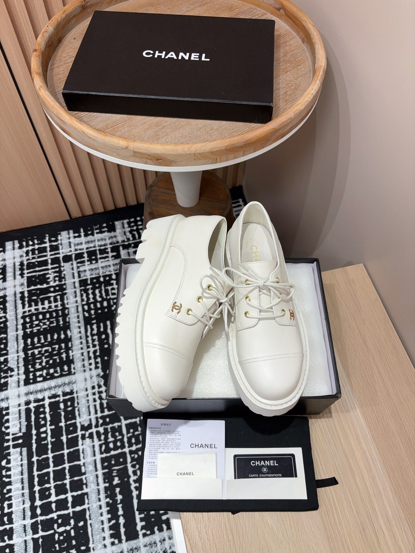 CC OXFORD SHOES IN WHITE CALFSKIN - 35