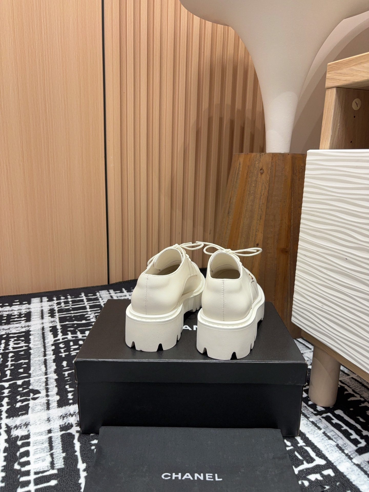 CC OXFORD SHOES IN WHITE CALFSKIN - 35