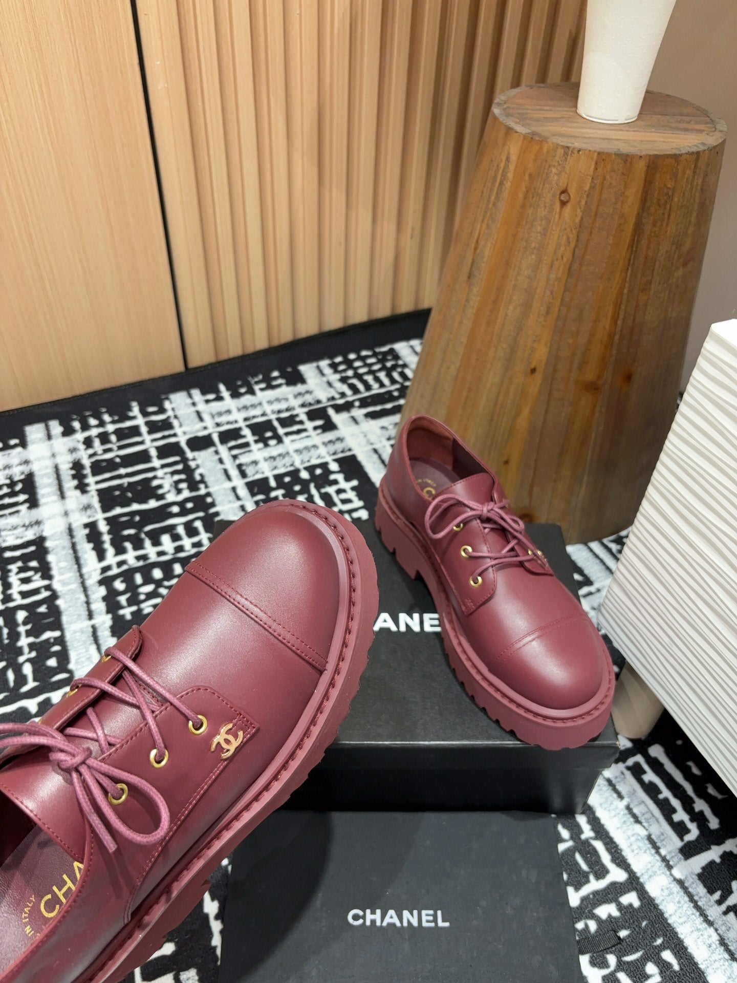 CC OXFORD SHOES IN BURGUNDY RED CALFSKIN - 35