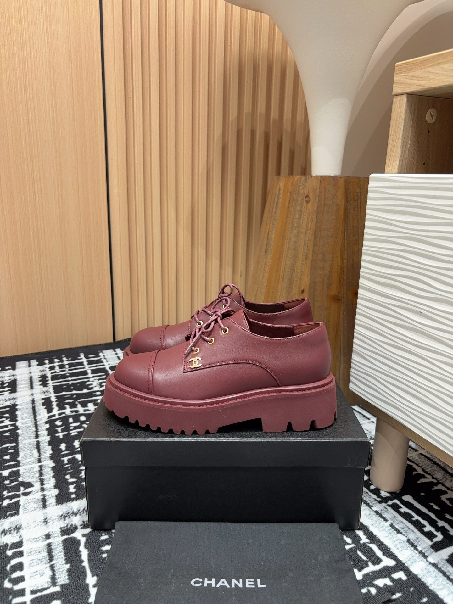 CC OXFORD SHOES IN BURGUNDY RED CALFSKIN - 35