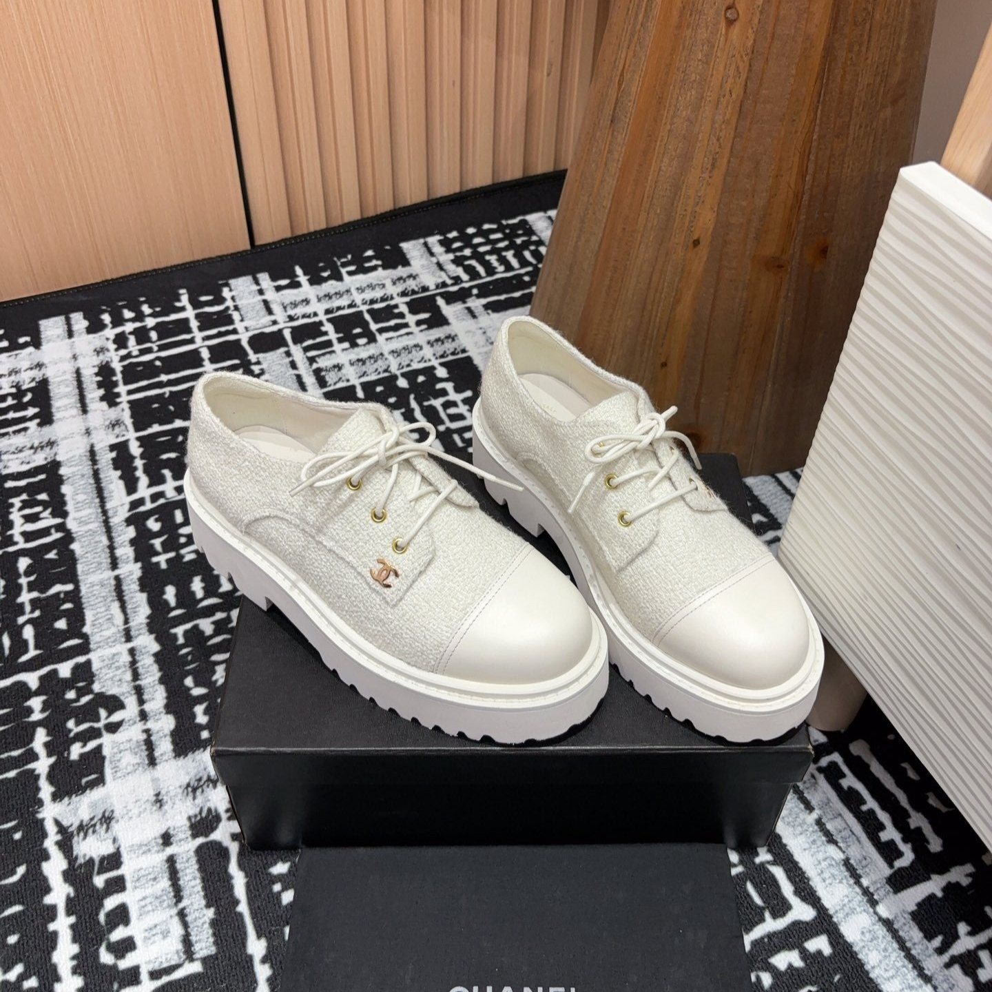 CC OXFORD SHOES IN WHITE TWEED AND CALFSKIN - 35