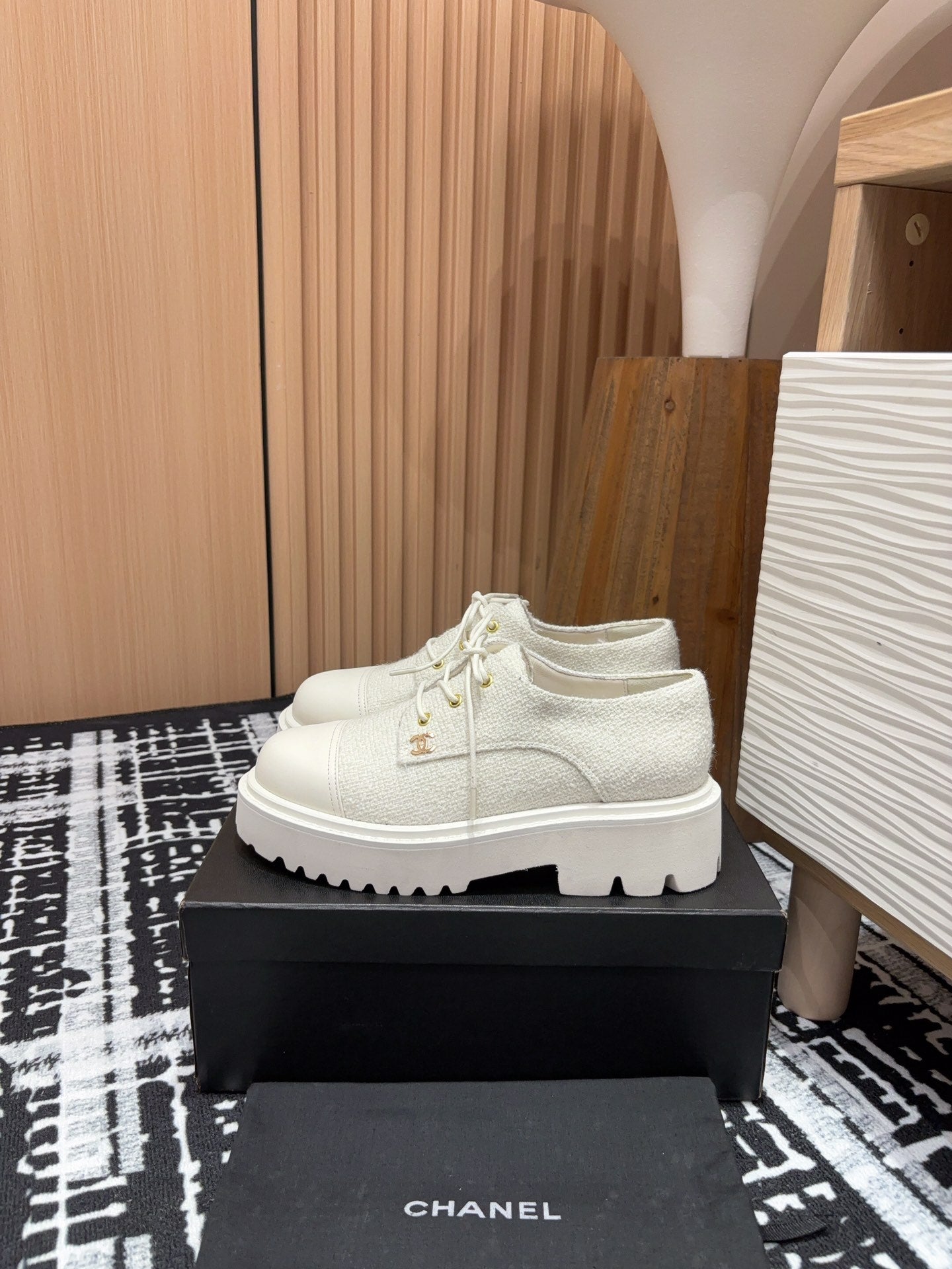 CC OXFORD SHOES IN WHITE TWEED AND CALFSKIN - 35