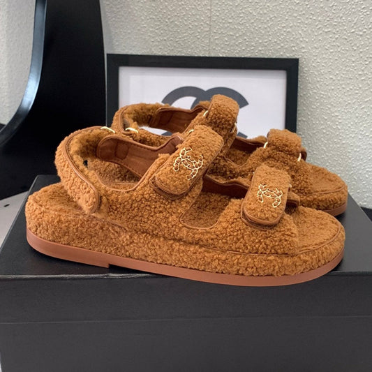 CC DAD SANDAL BRONZE BROWN LAMB FUR - 35