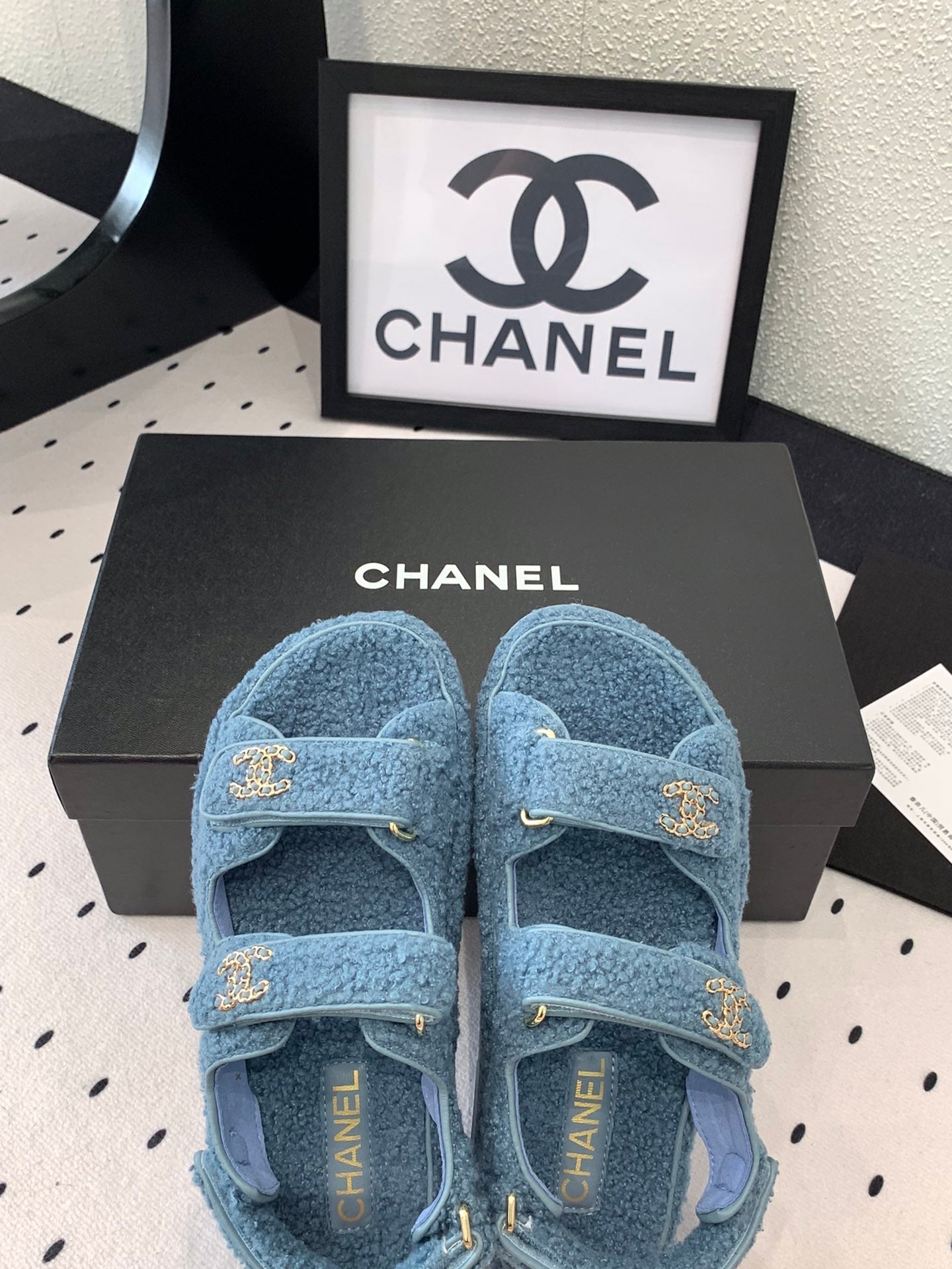 CC DAD SANDAL AEGEAN BLUE LAMB FUR - 35
