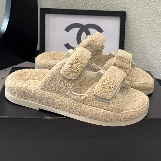 CC DAD SANDAL MULE IN ECRU BEIGE LAMB FUR - 35