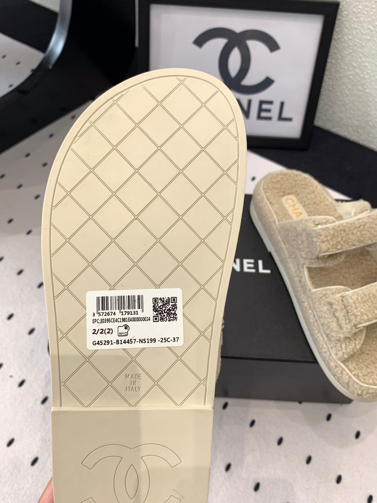 CC DAD SANDAL MULE IN ECRU BEIGE LAMB FUR - 35
