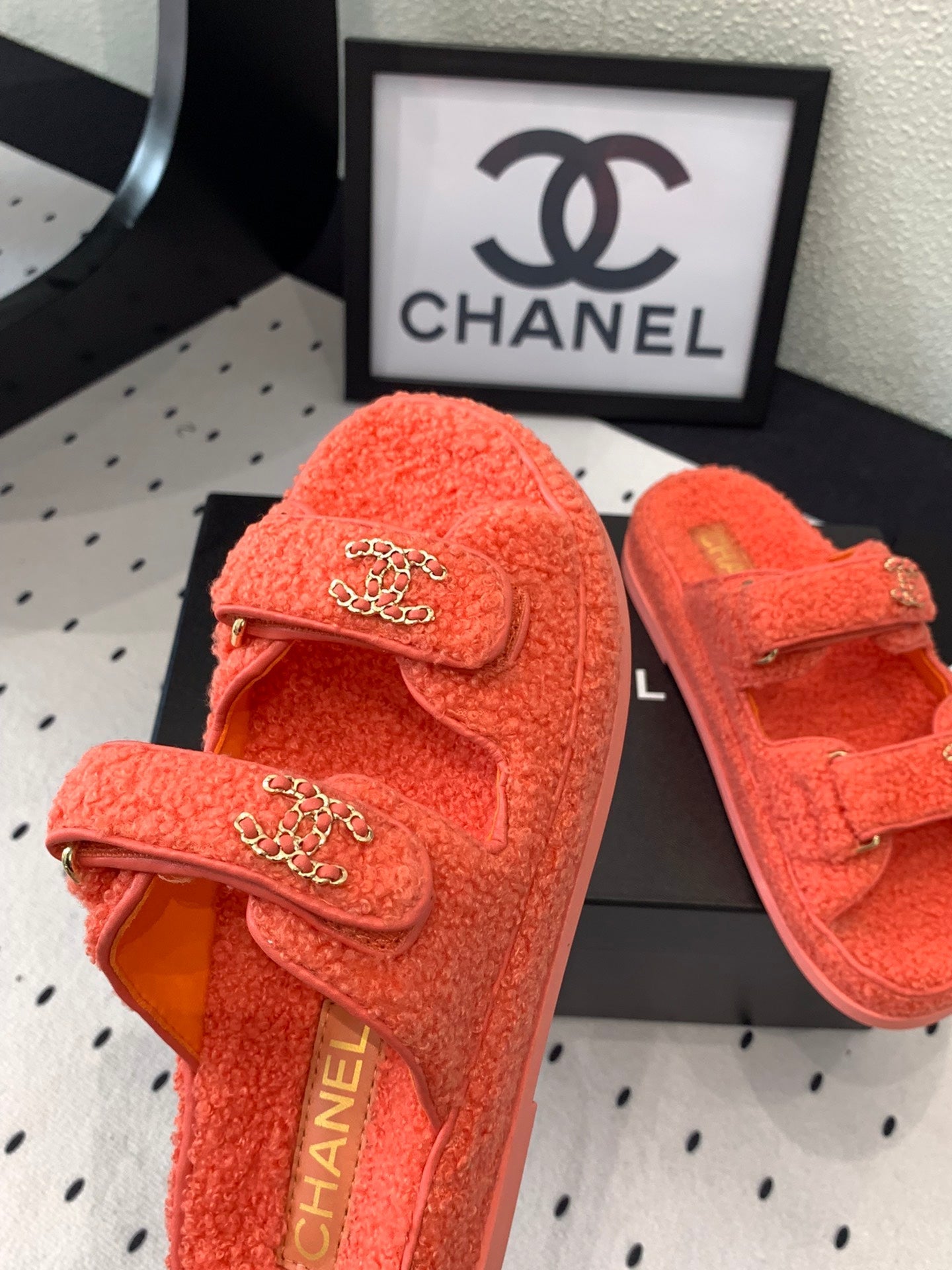 CC DAD SANDAL MULE IN RED ORANGE LAMB FUR - 35