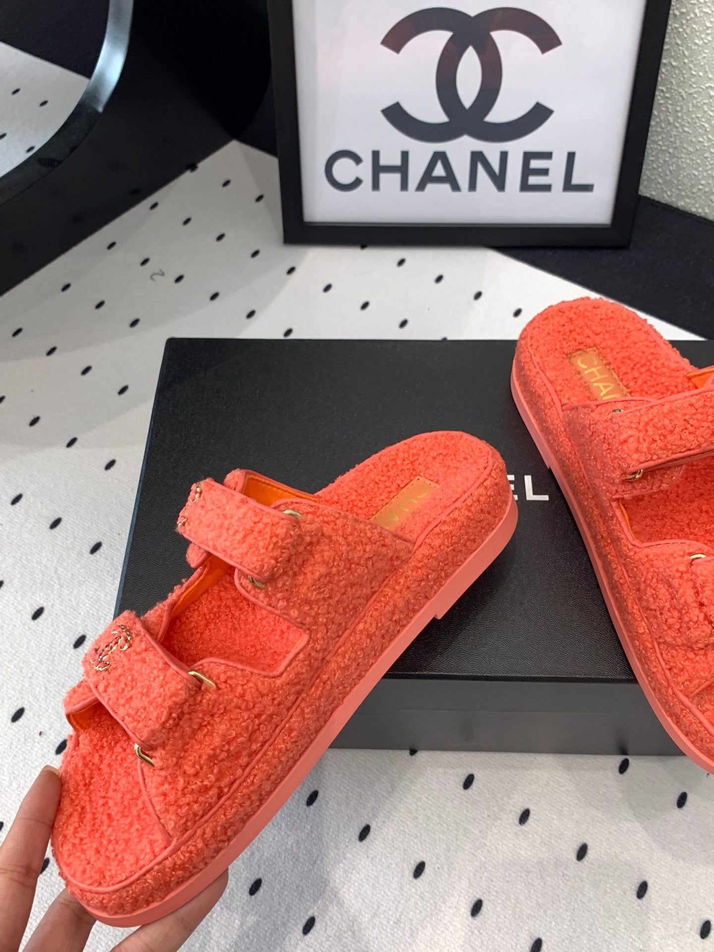CC DAD SANDAL MULE IN RED ORANGE LAMB FUR - 35