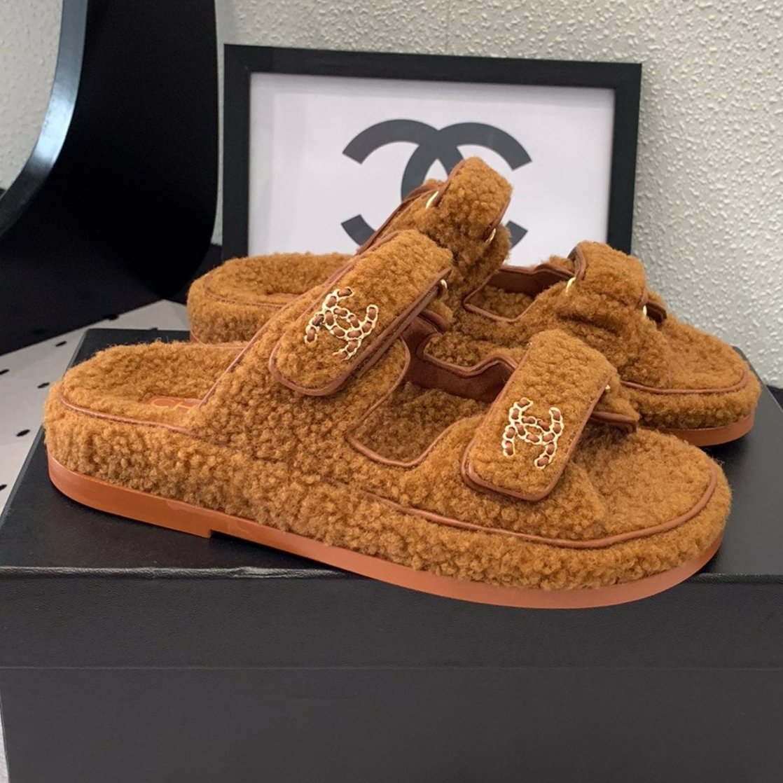 CC DAD SANDAL MULE IN BRONZE BROWN LAMB FUR - 35