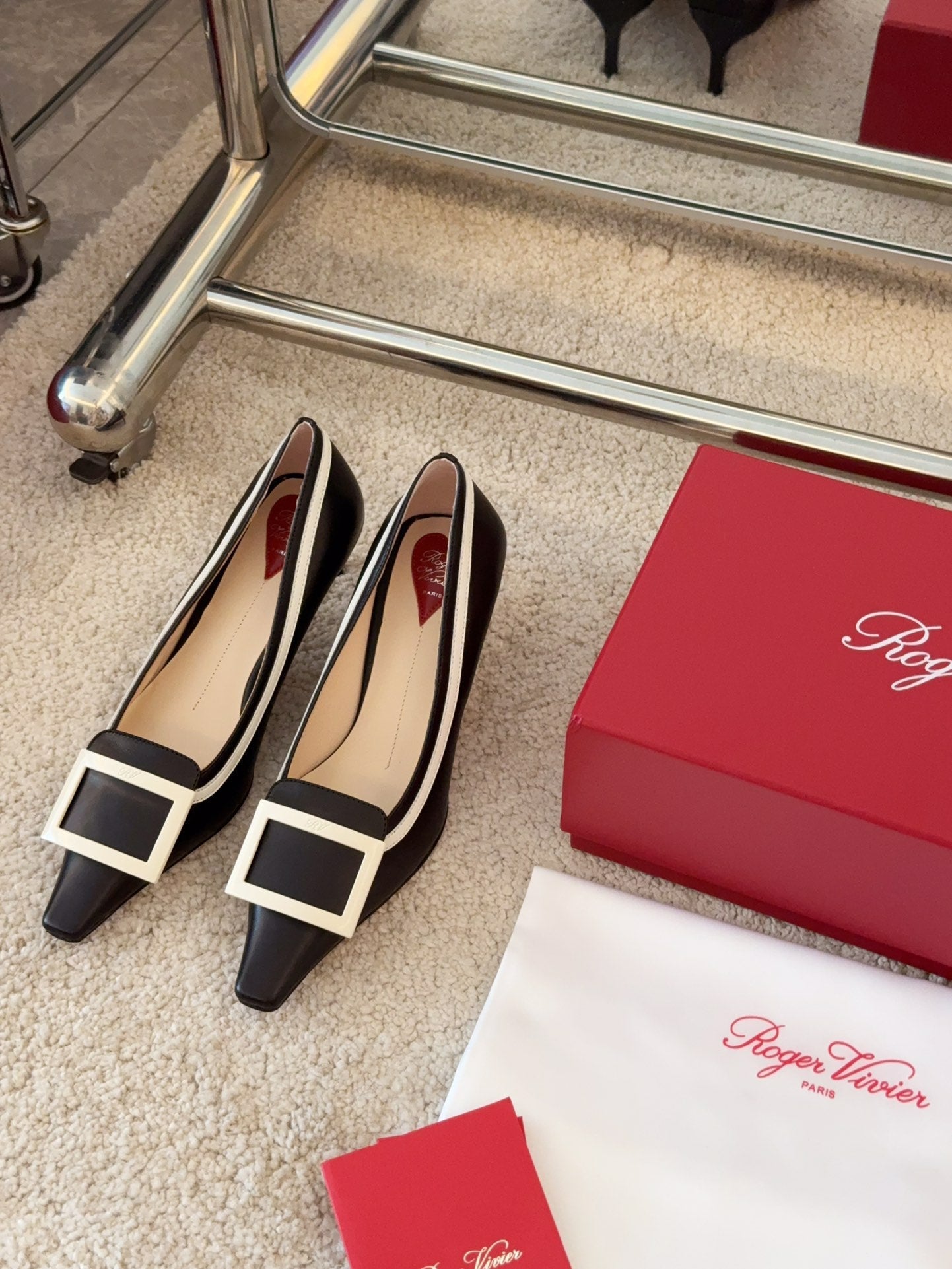 VIV’ CANARD PUMPS IN BLACK SHINY CALFSKIN - 34