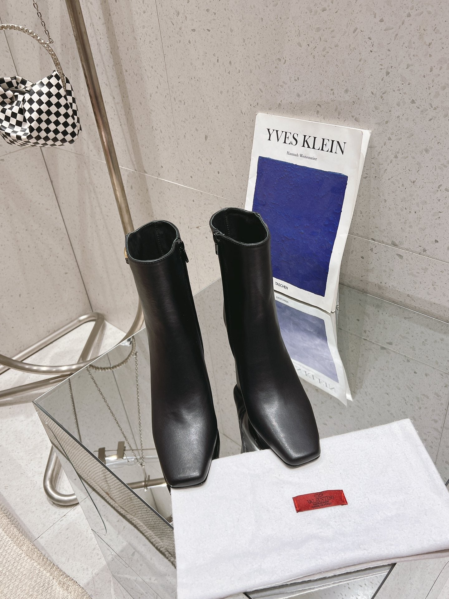 VLOGO THE BOLD EDITION ANKLE BOOT IN BLACK CALFSKIN 70MM - 35