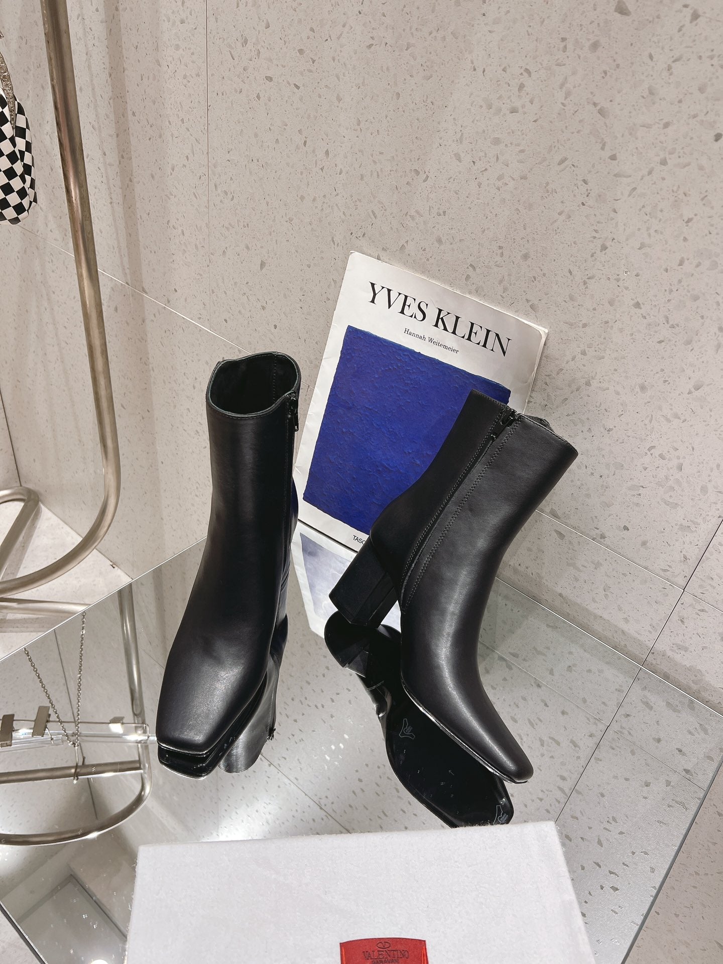 VLOGO THE BOLD EDITION ANKLE BOOT IN BLACK CALFSKIN 70MM - 35