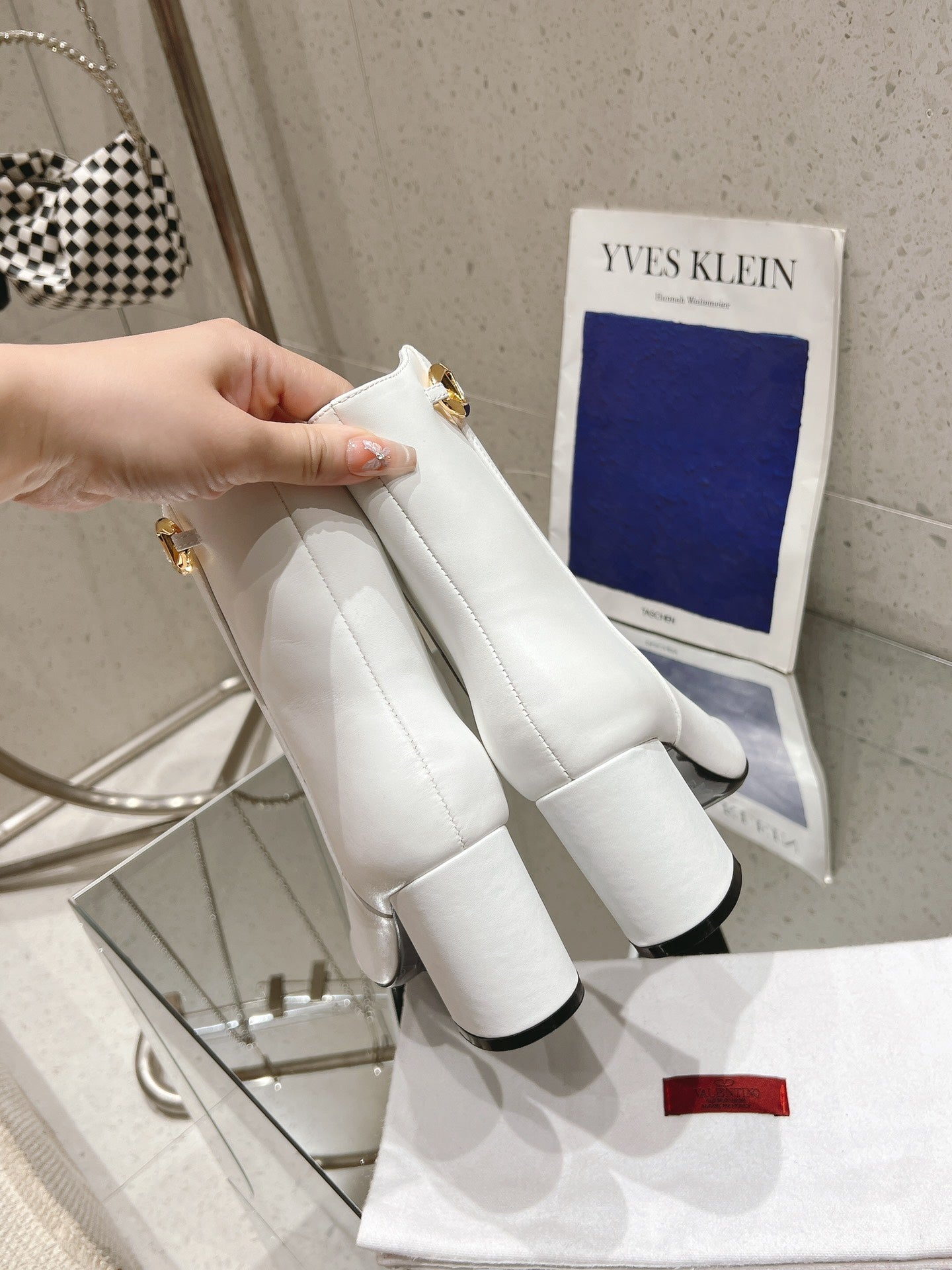 VLOGO THE BOLD EDITION ANKLE BOOT IN WHITE CALFSKIN 70MM - 35