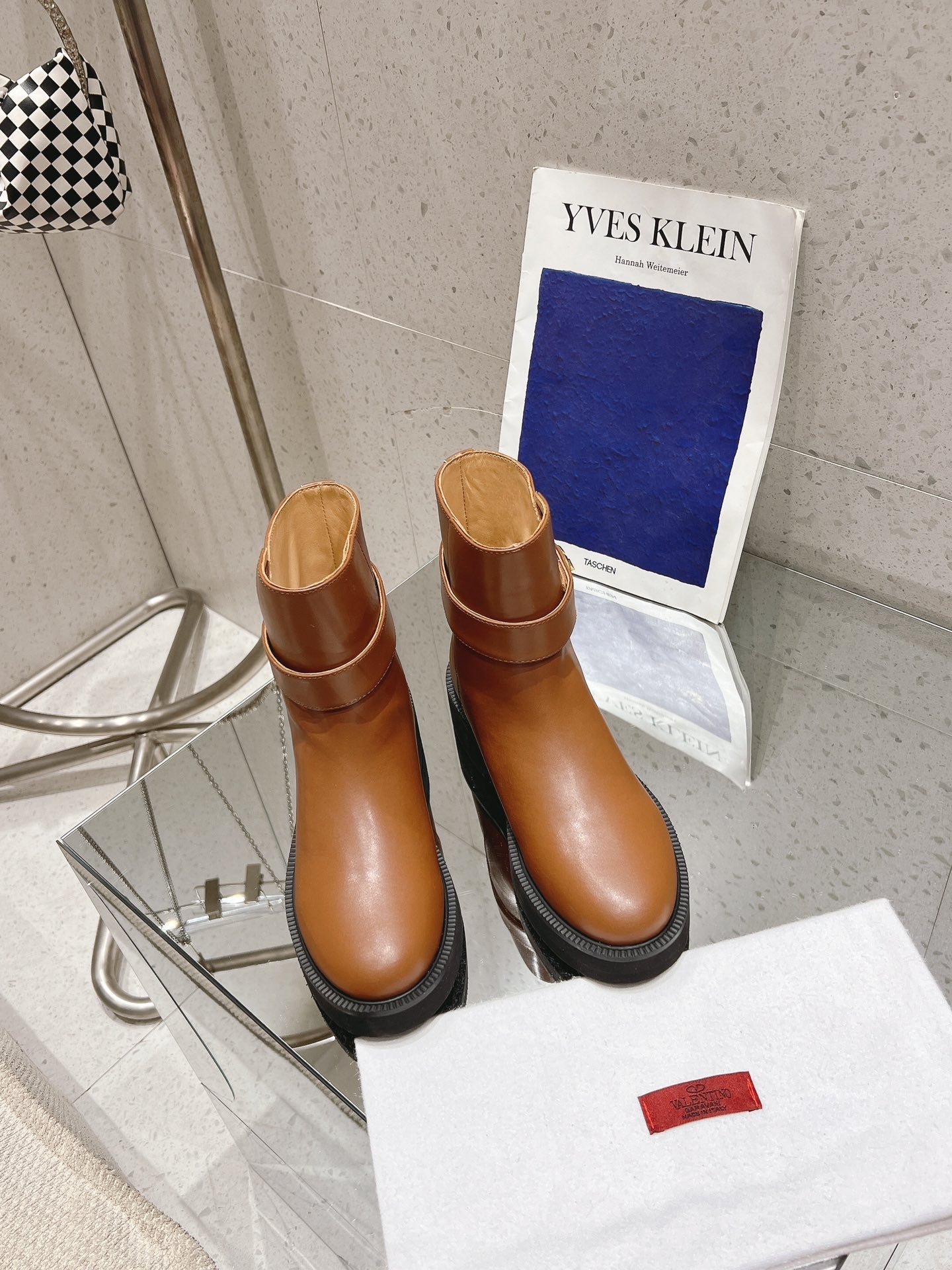 VLOGO LOCKER BRONZE BROWN CALFSKIN ANKLE BOOT 40MM - 35