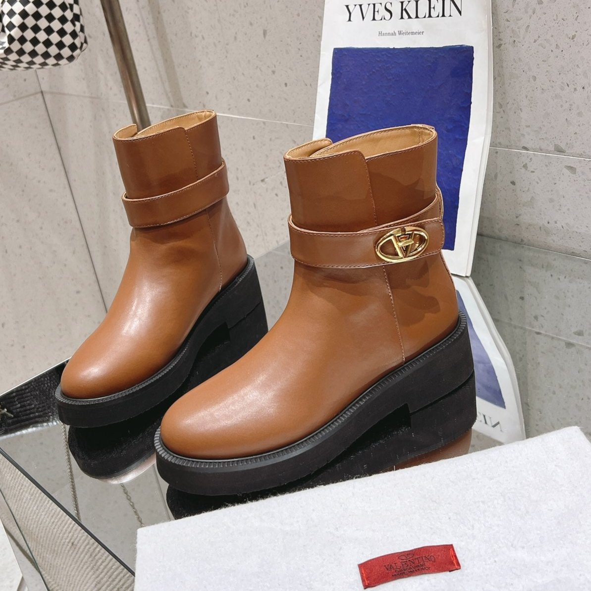 VLOGO LOCKER BRONZE BROWN CALFSKIN ANKLE BOOT 40MM - 35