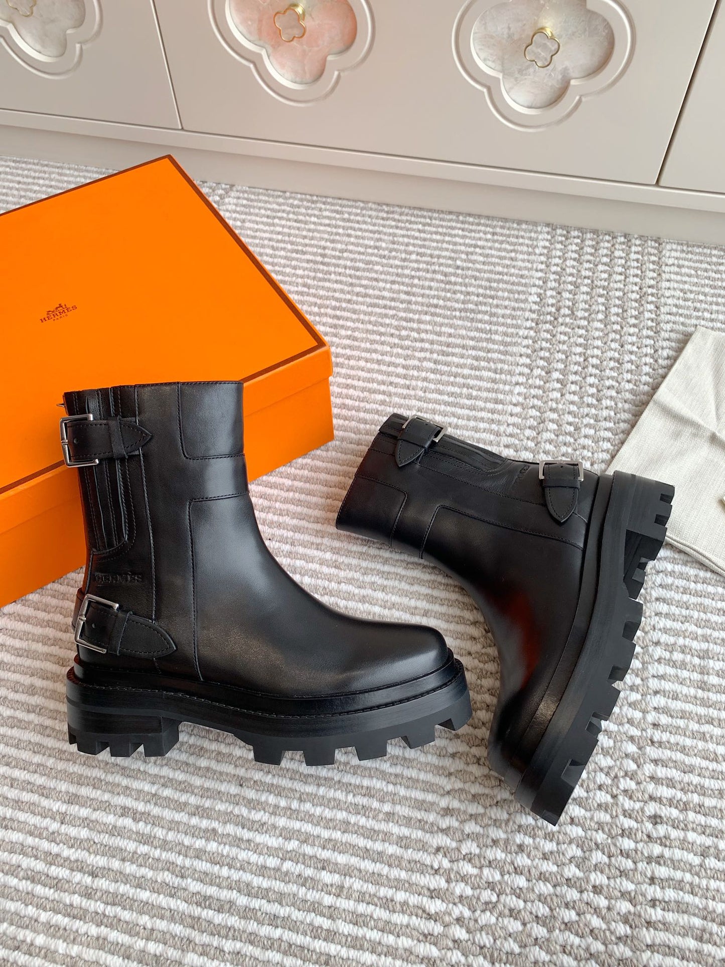 JAIME ANKLE BOOT IN BLACK CALFSKIN - 35