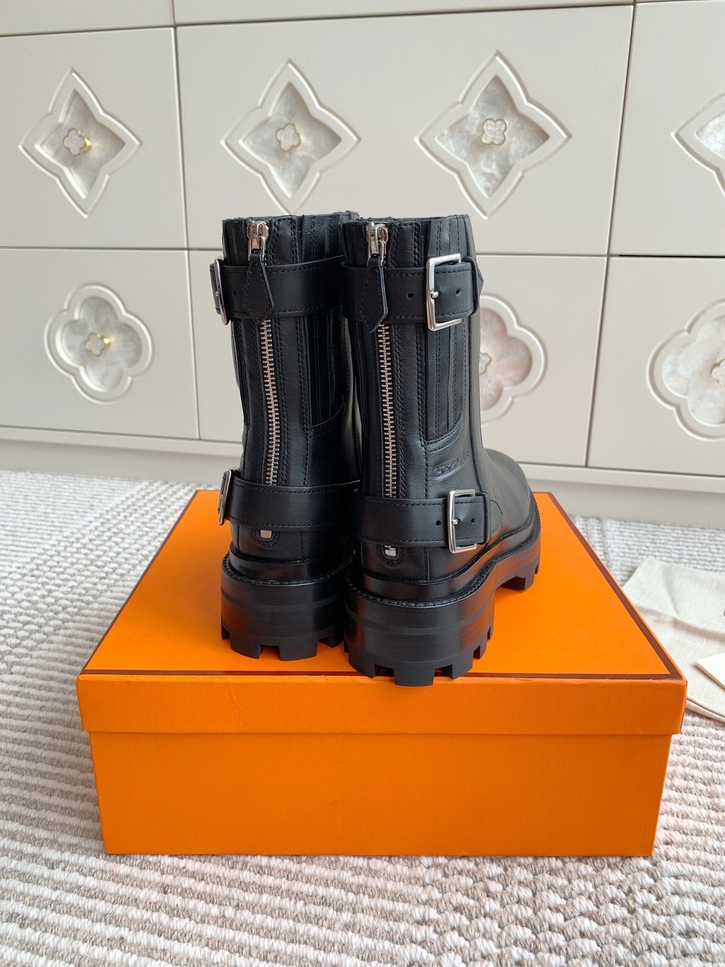 JAIME ANKLE BOOT IN BLACK CALFSKIN - 35