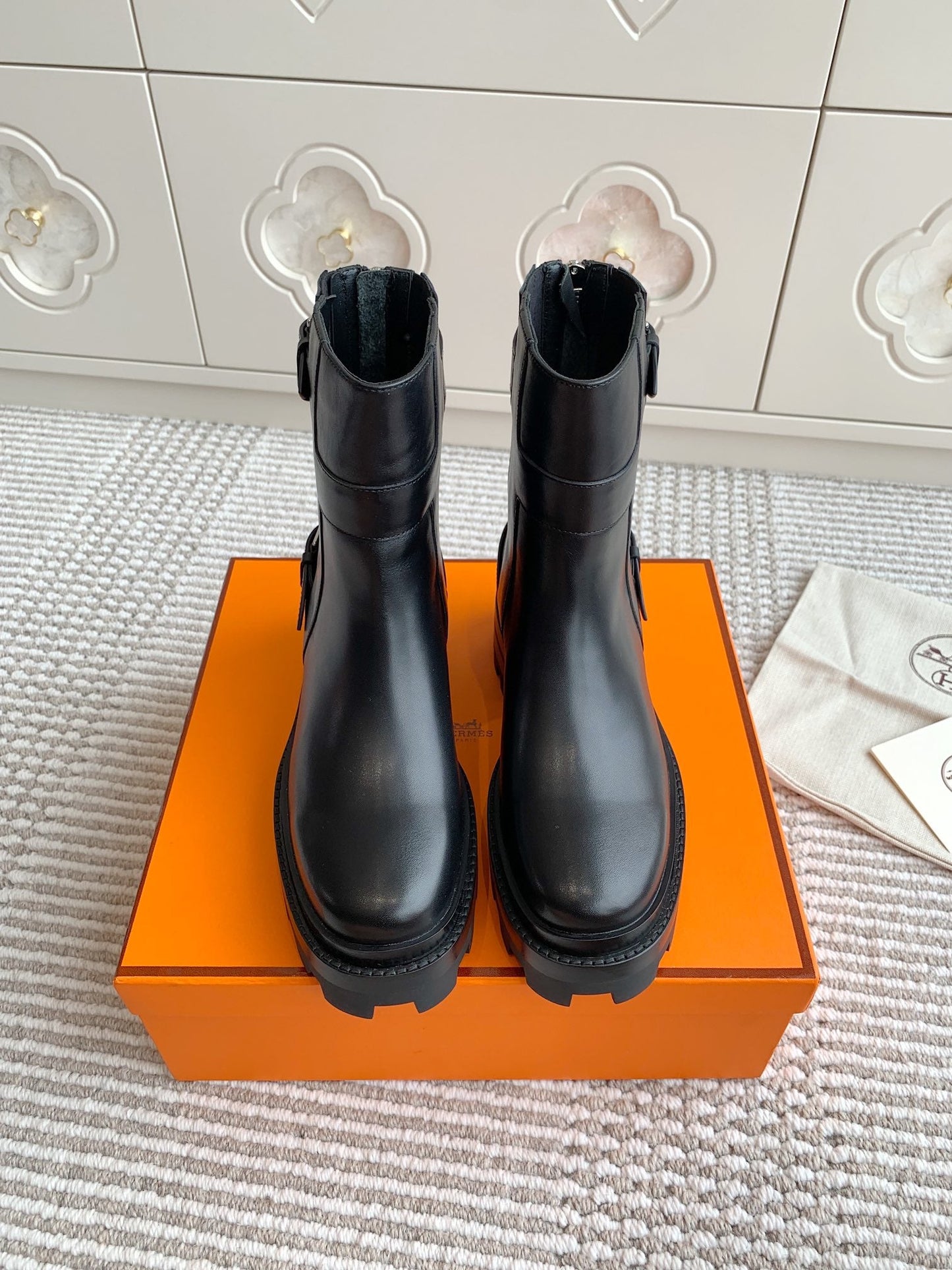 JAIME ANKLE BOOT IN BLACK CALFSKIN - 35