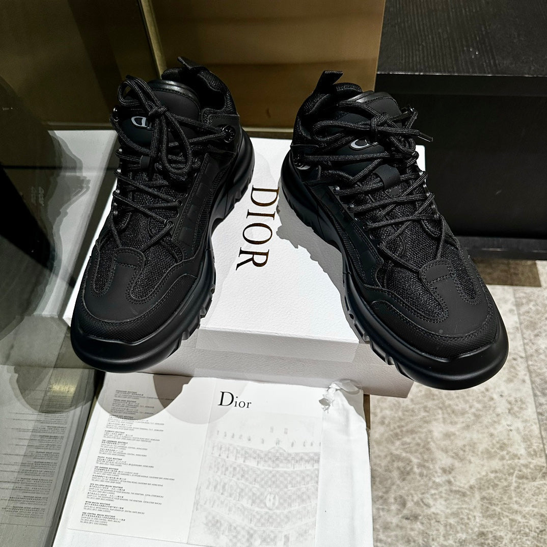C'EST SNEAKER IN BLACK CALFSKIN AND BREATHABLE MESH - 35